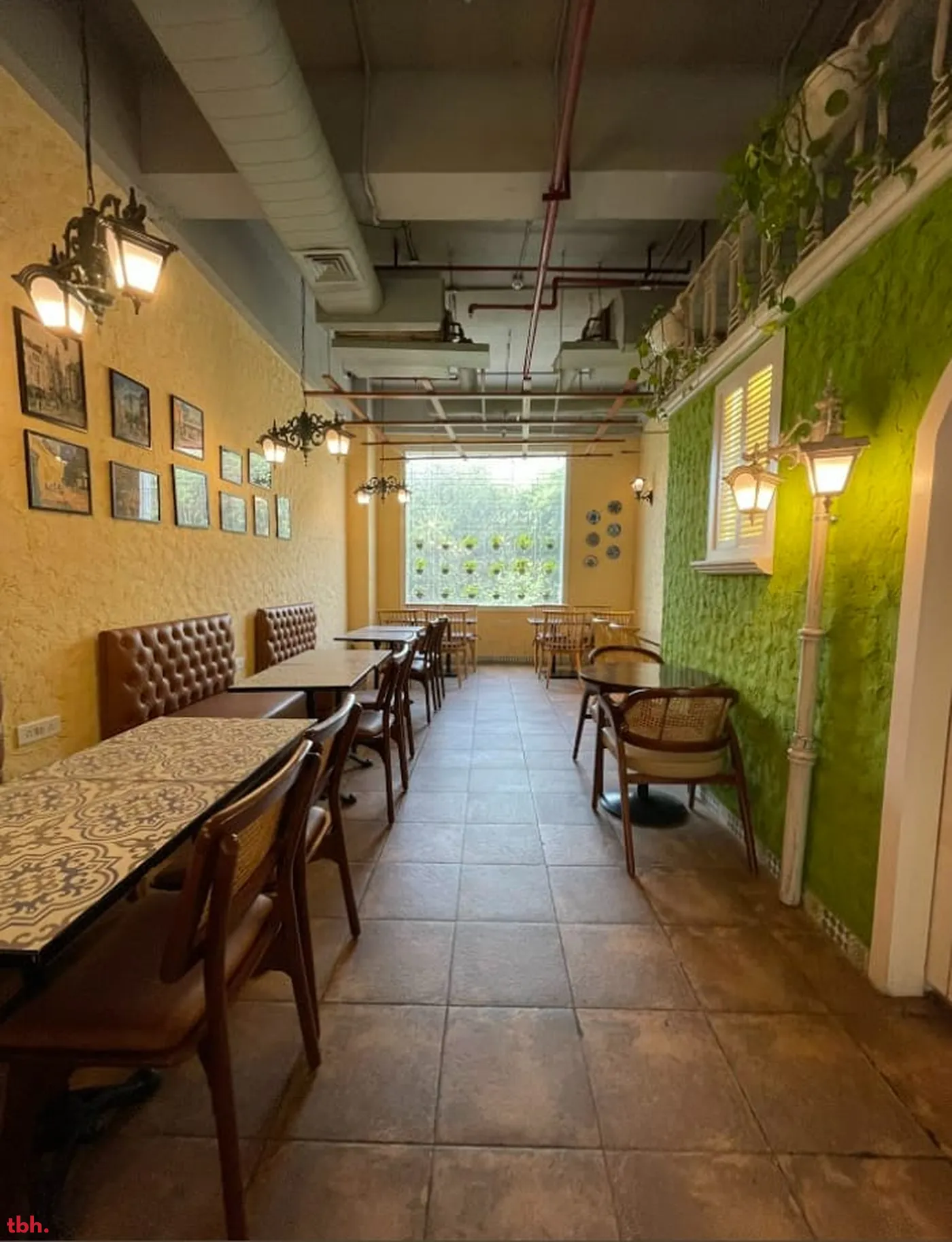Brick N Bean Café Kitchen Outlet Image