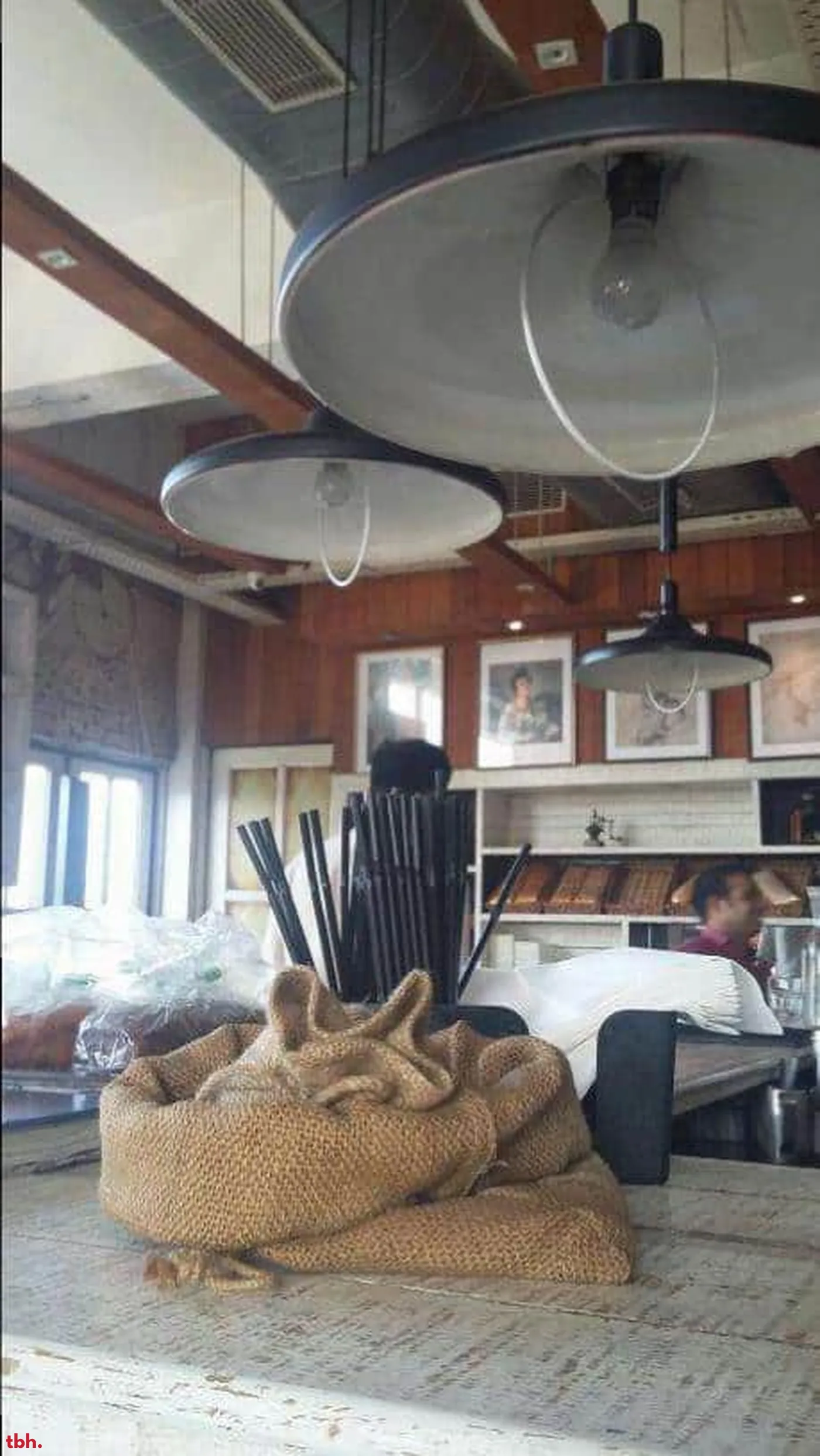 Di Ghent Cafe Outlet Image