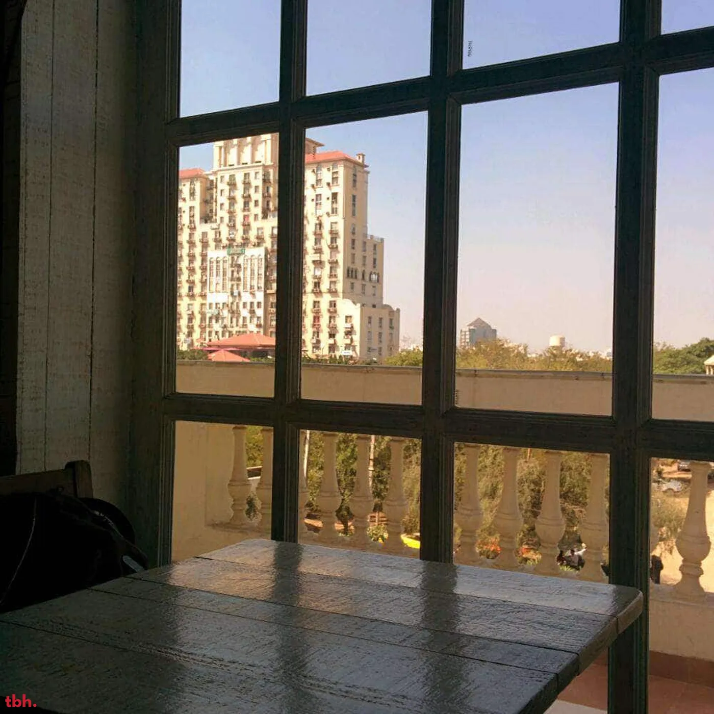 Di Ghent Cafe Outlet Image