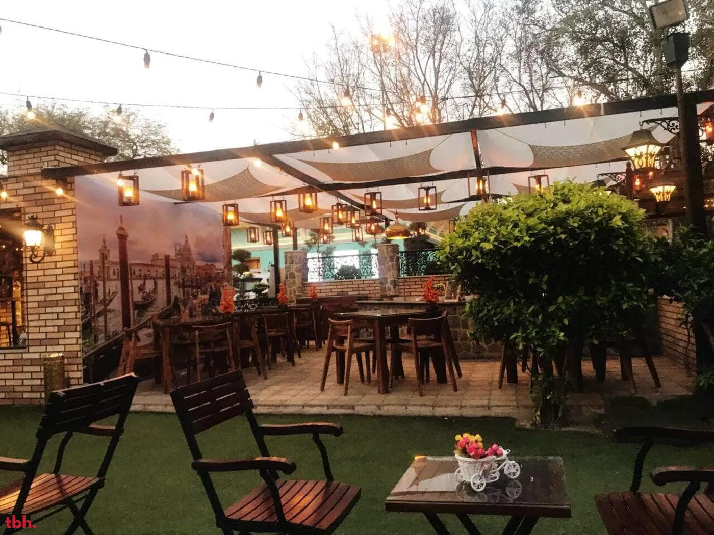 Rustique Outlet Image