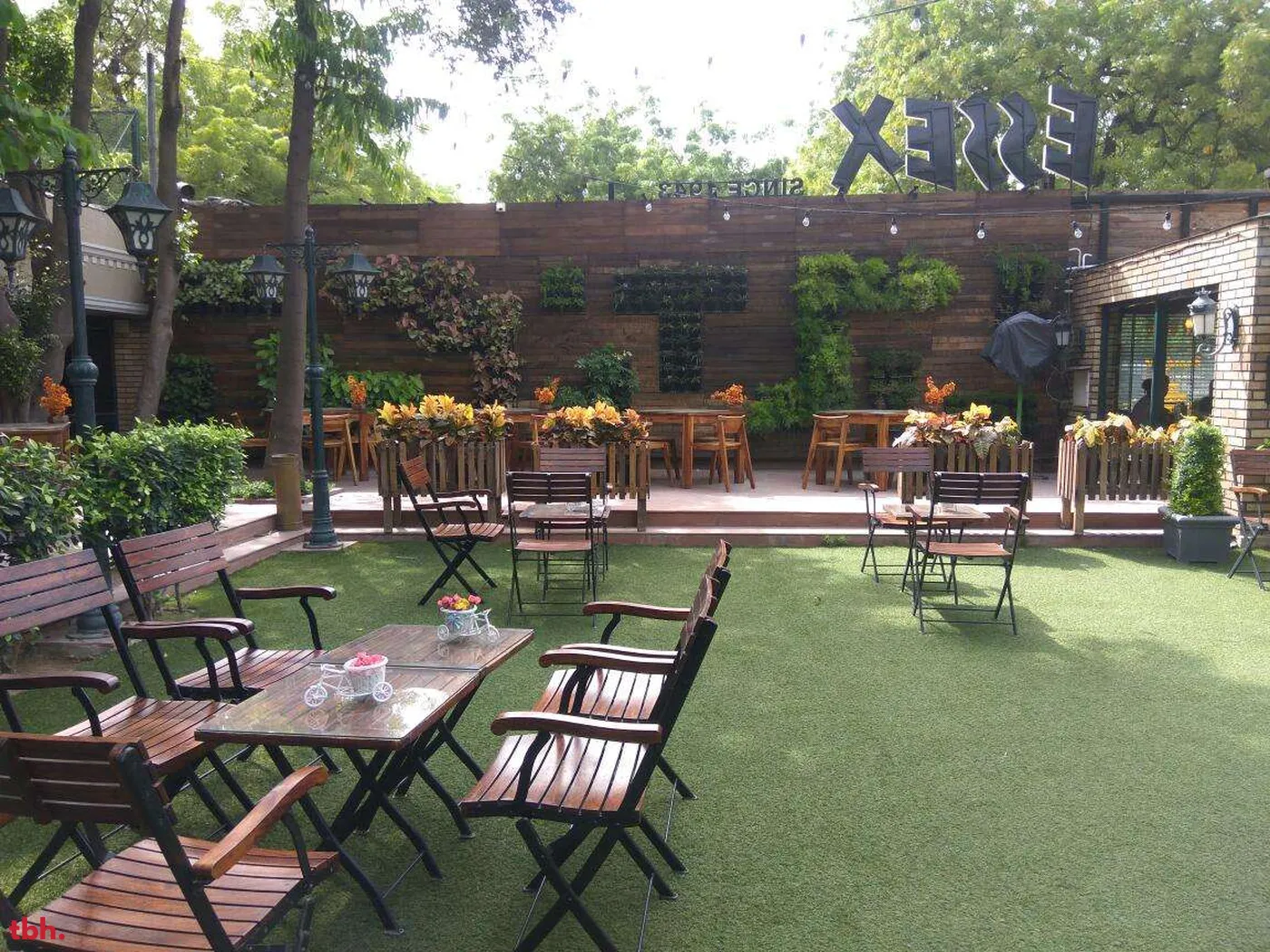 Rustique Outlet Image