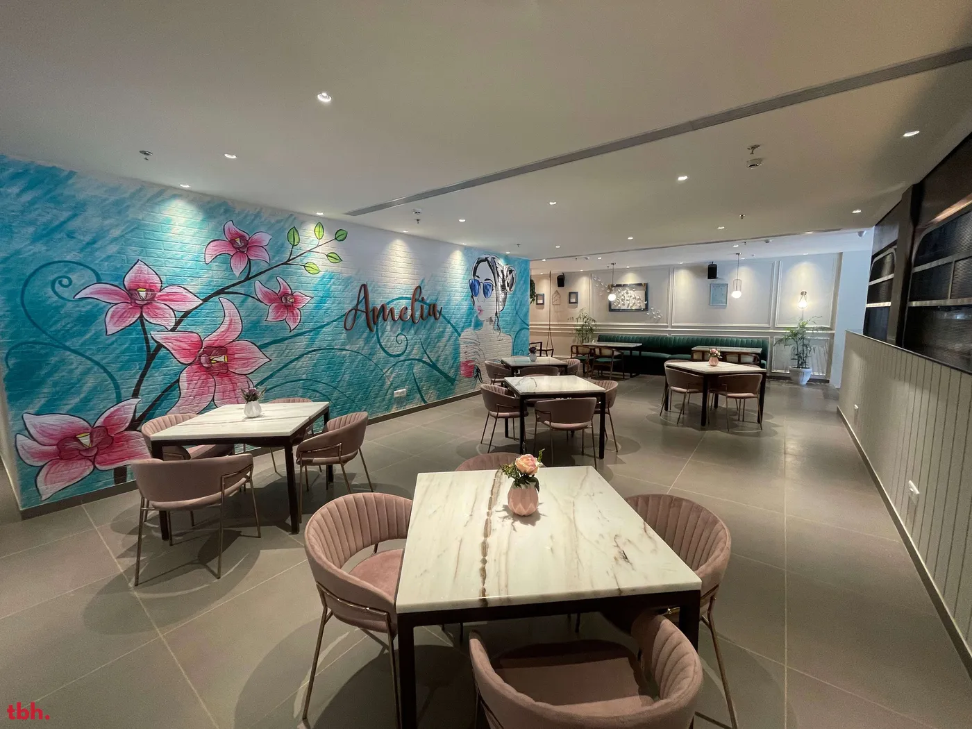 Amelia By The Playpen Outlet Image