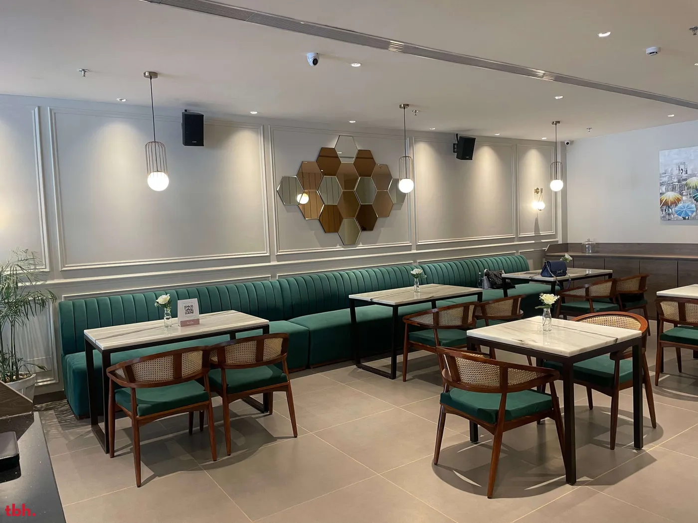 Amelia By The Playpen Outlet Image