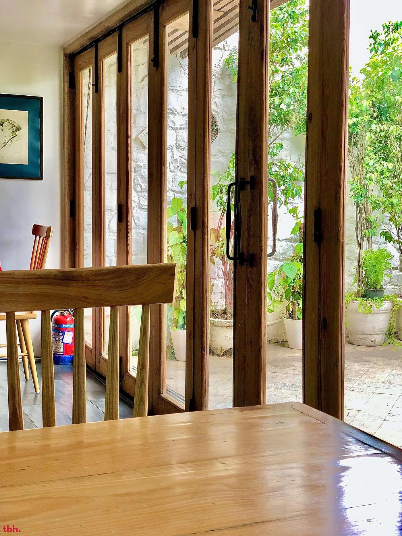 Perch Wine & Coffee Bar Outlet Image