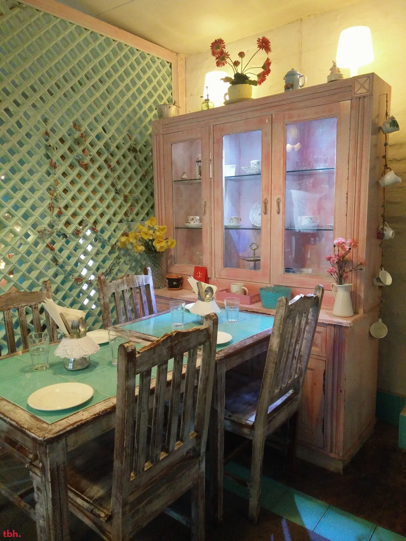 Rose Cafe Outlet Image