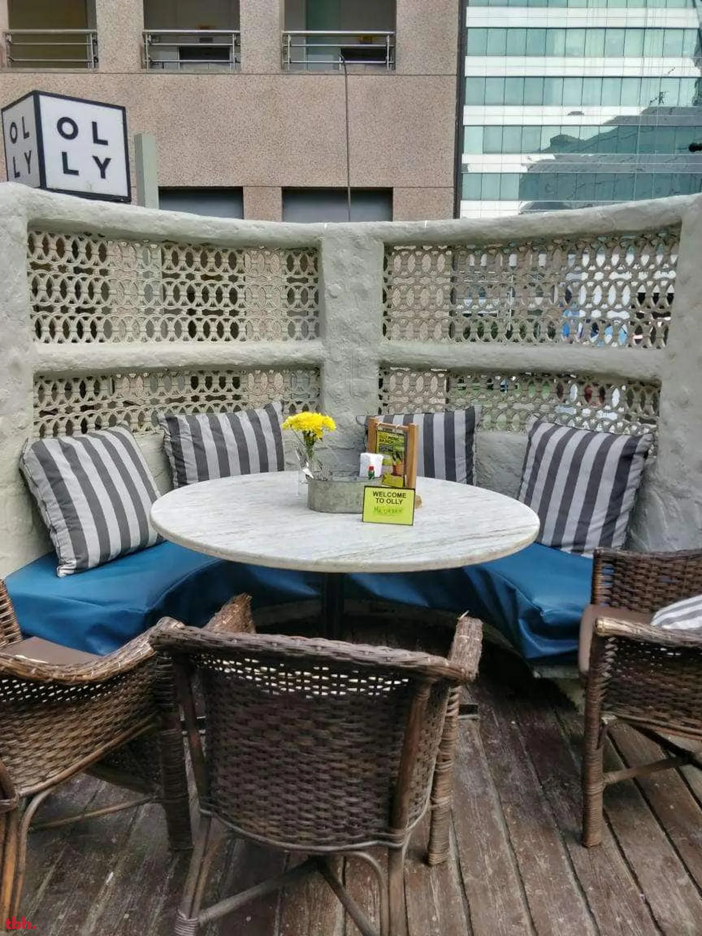 OLLY - Olive's All Day Cafe & Bar Outlet Image