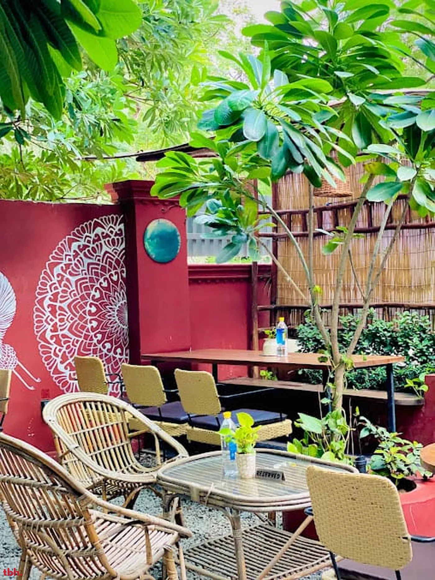 Cafe Aurika Outlet Image