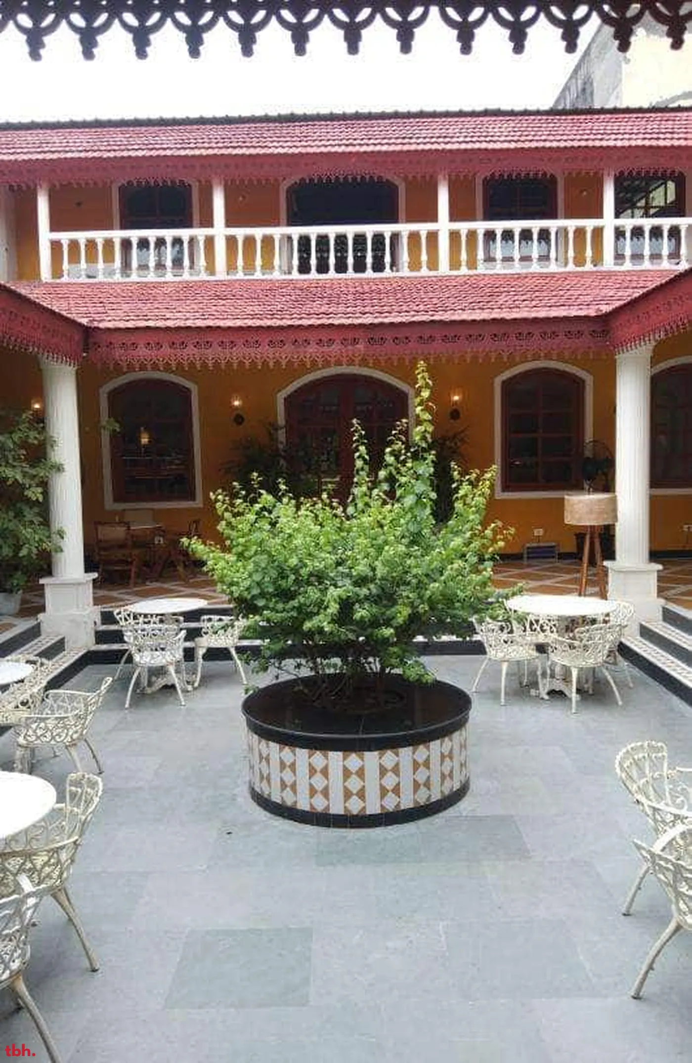 Colocal Indian Origin Chocolates Outlet Image