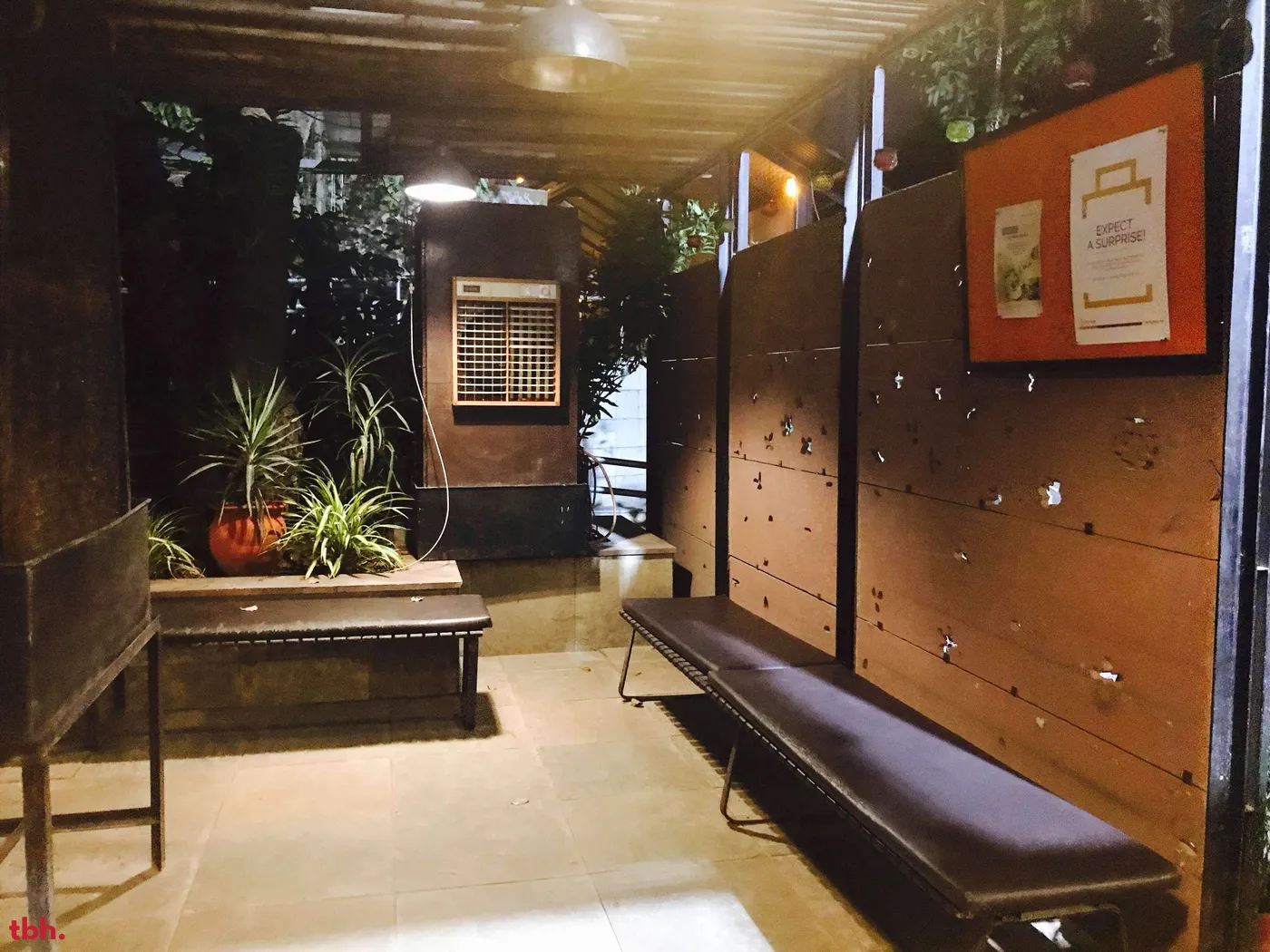 Cafe Lota Outlet Image