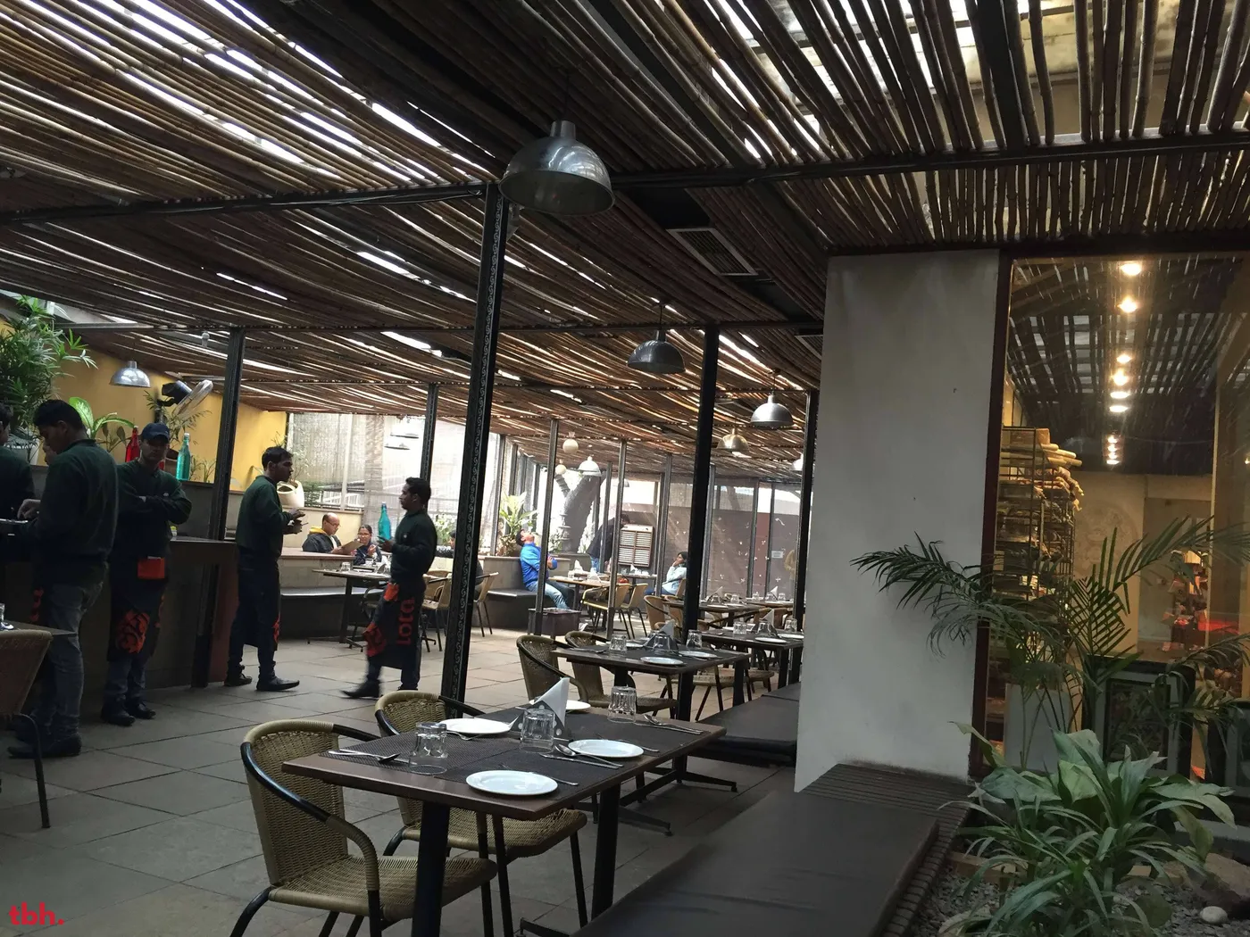 Cafe Lota Outlet Image