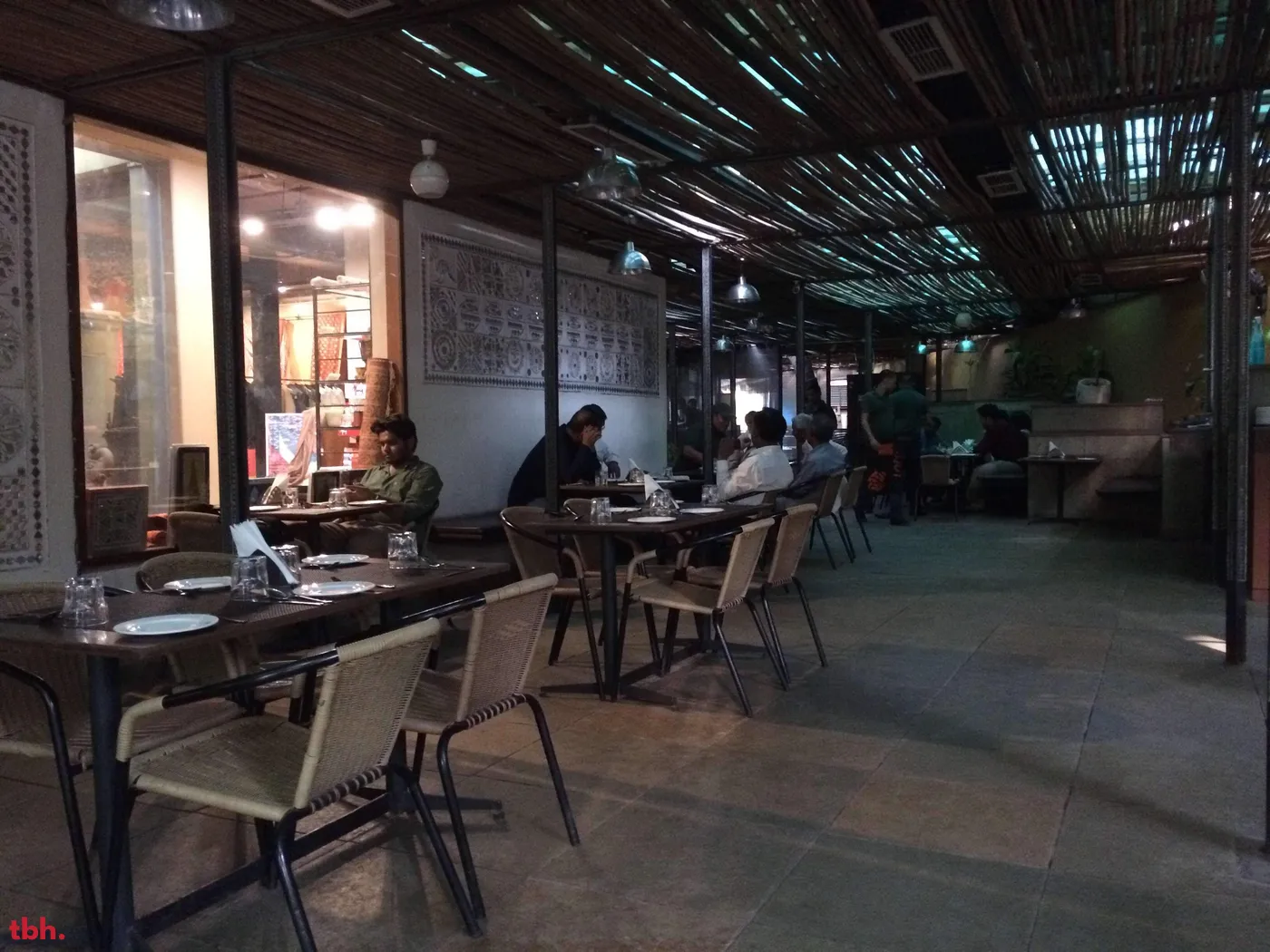 Cafe Lota Outlet Image