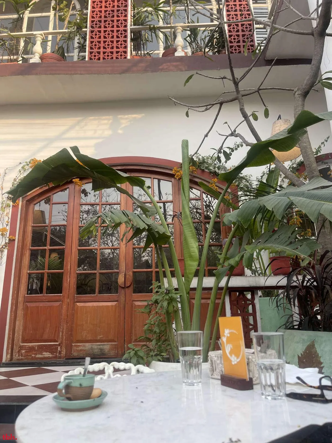 Roastery Coffee House Outlet Image