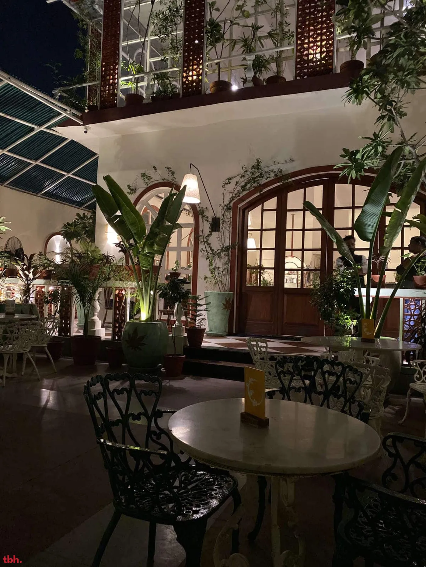 Roastery Coffee House Outlet Image