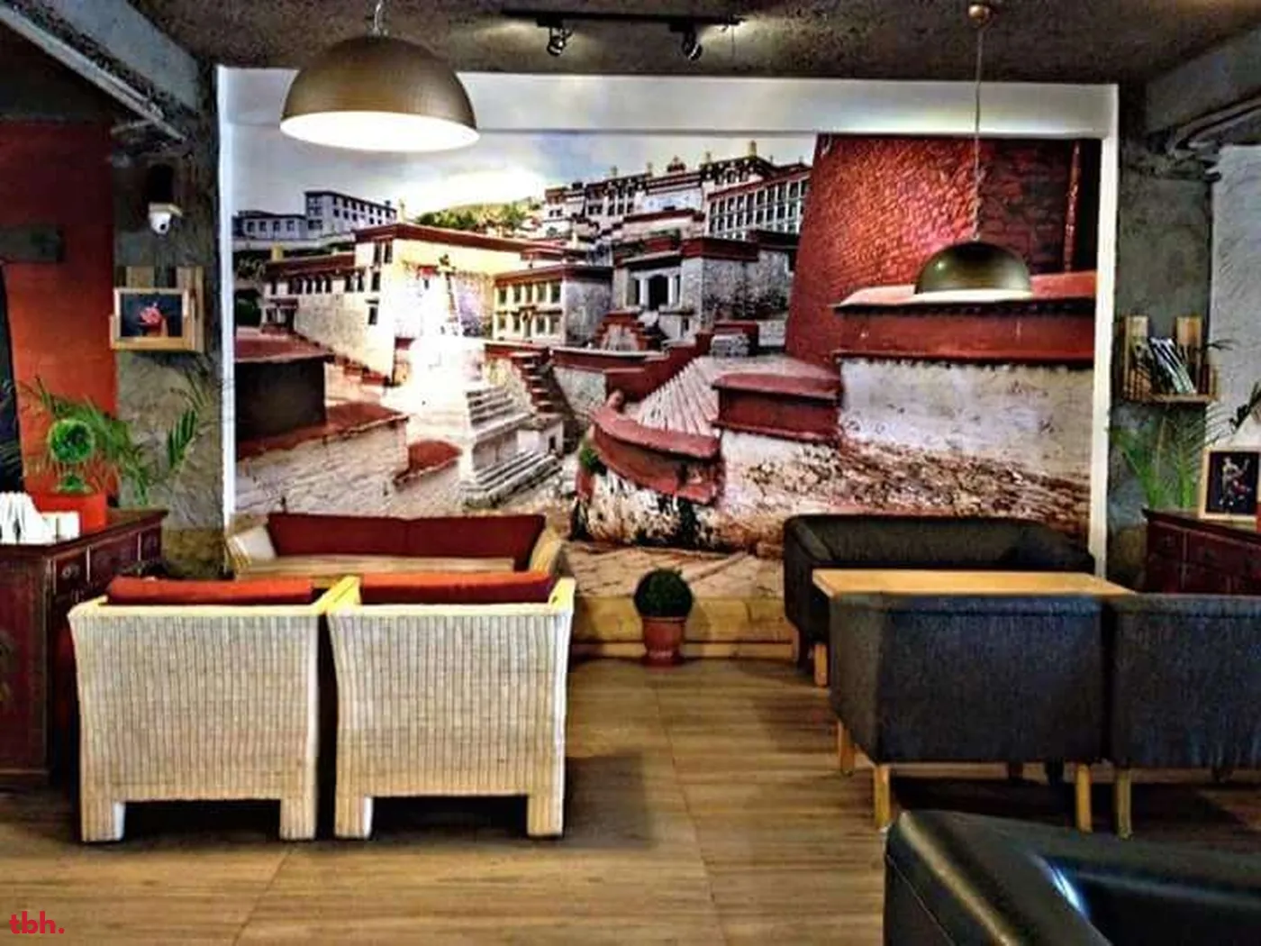 AMA Cafe Outlet Image