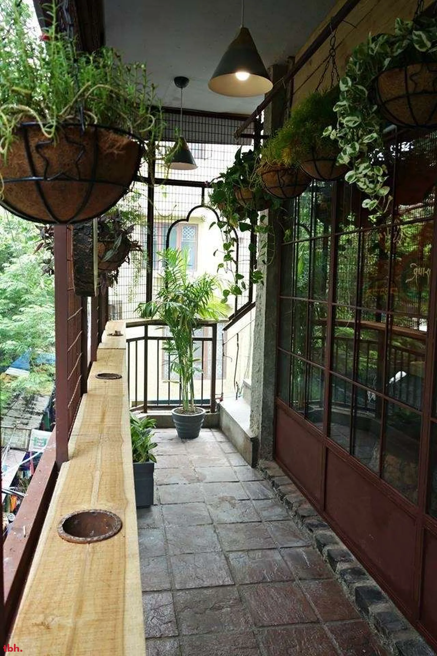 AMA Cafe Outlet Image