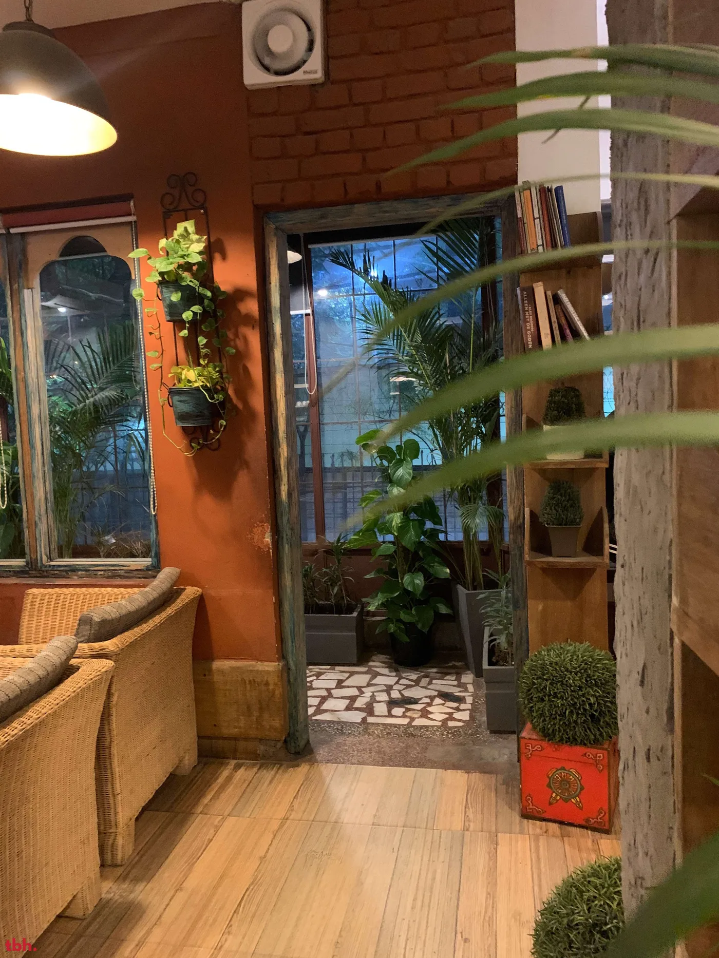 AMA Cafe Outlet Image