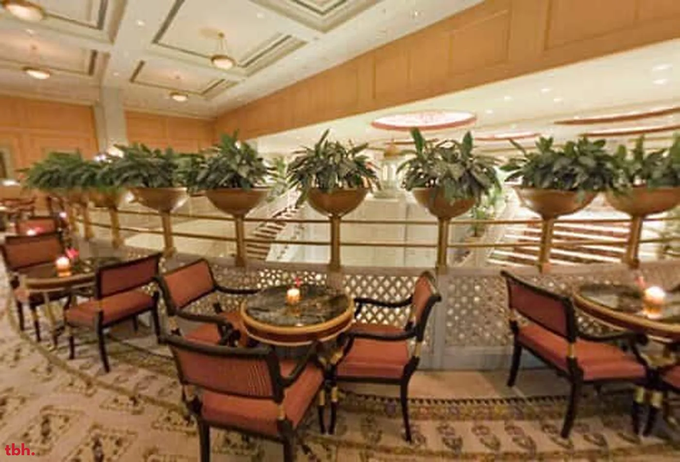 Emperor's Lounge - The Taj Mahal Hotel Outlet Image