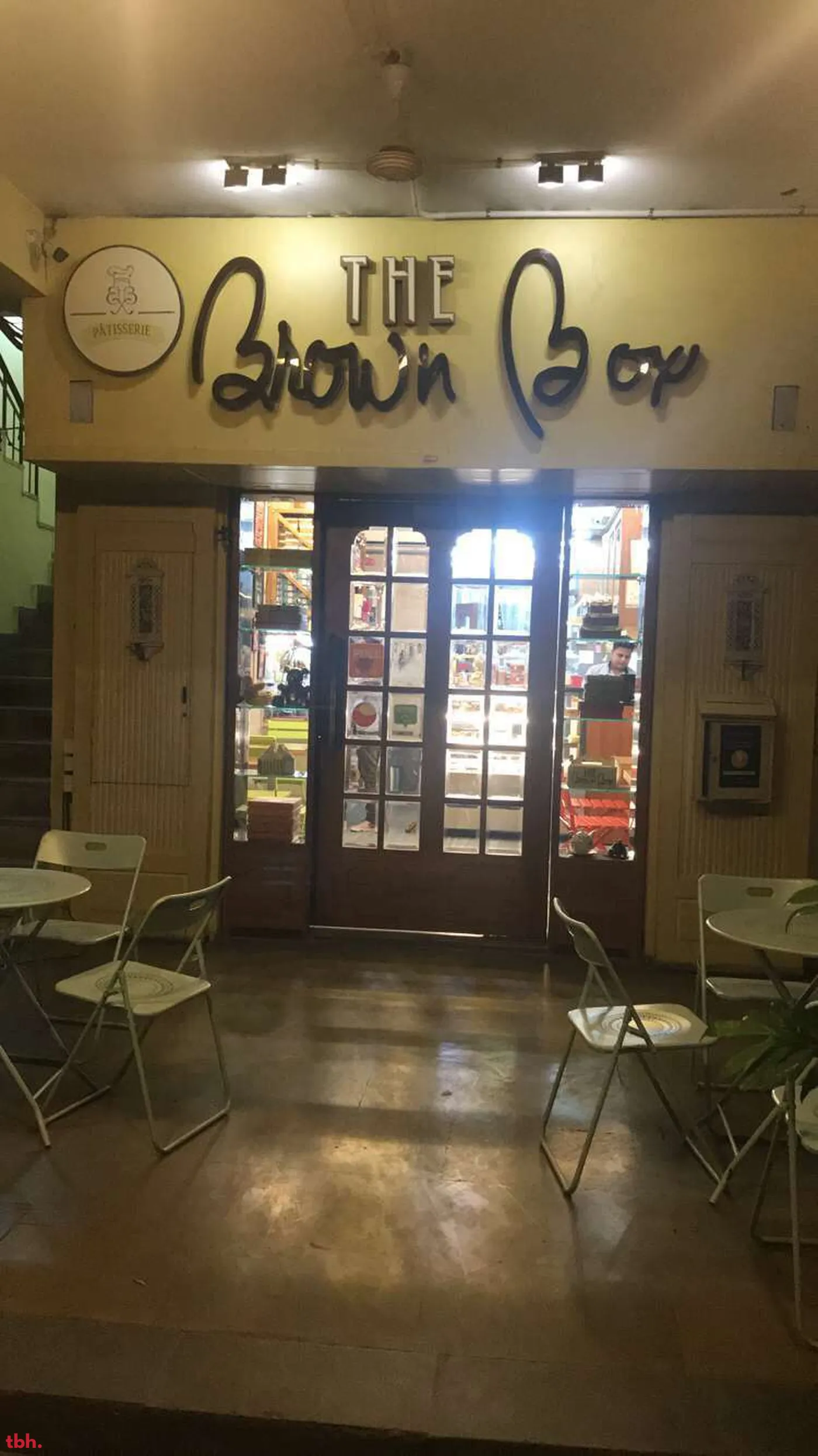 The Brown Box Outlet Image