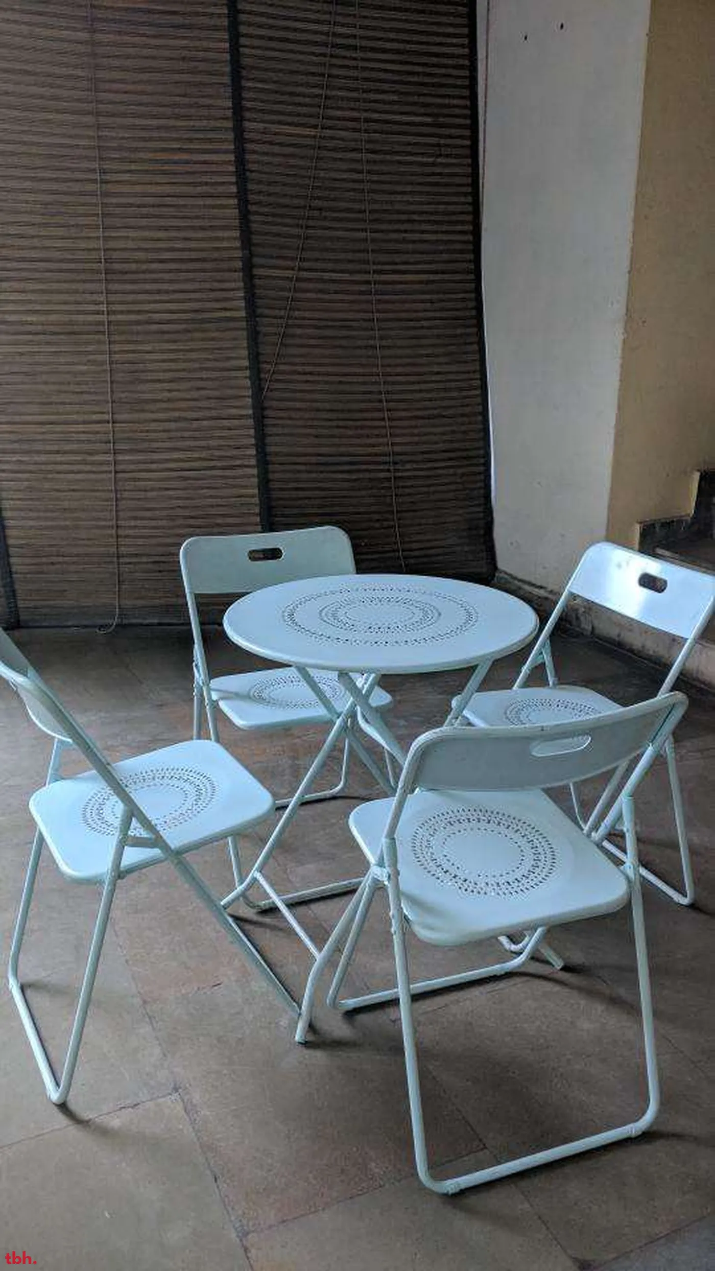 The Brown Box Outlet Image