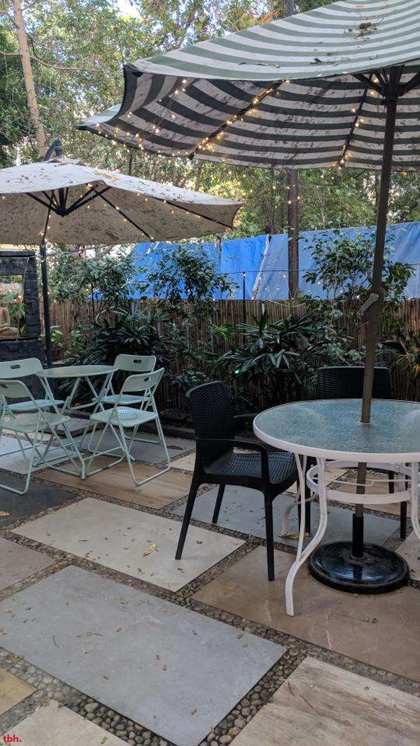 The Brown Box Outlet Image