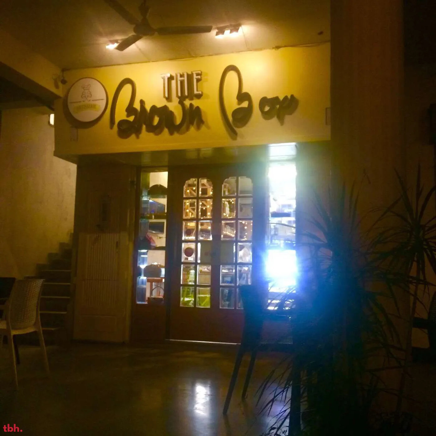 The Brown Box Outlet Image