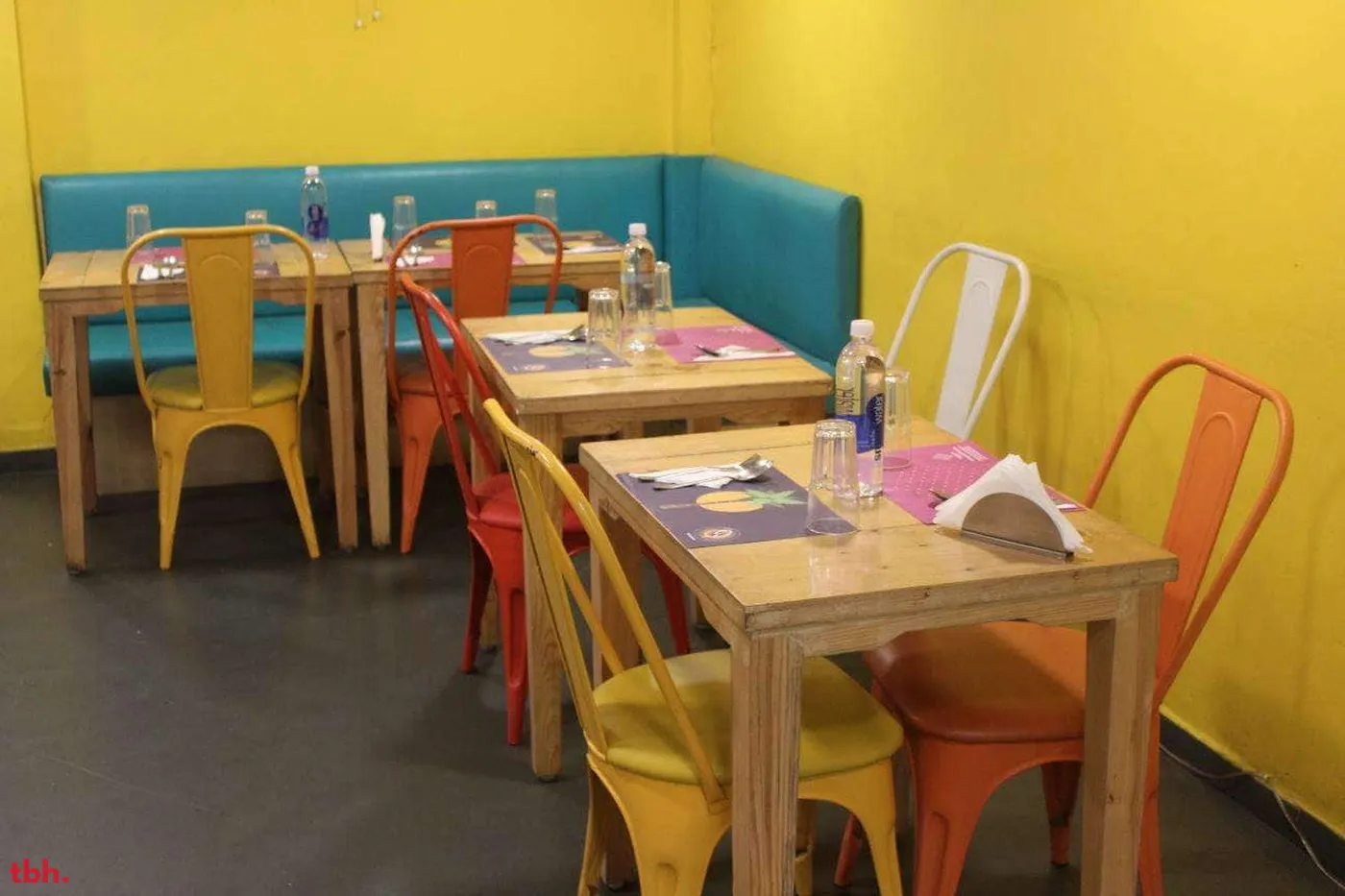 The Brown Box Outlet Image