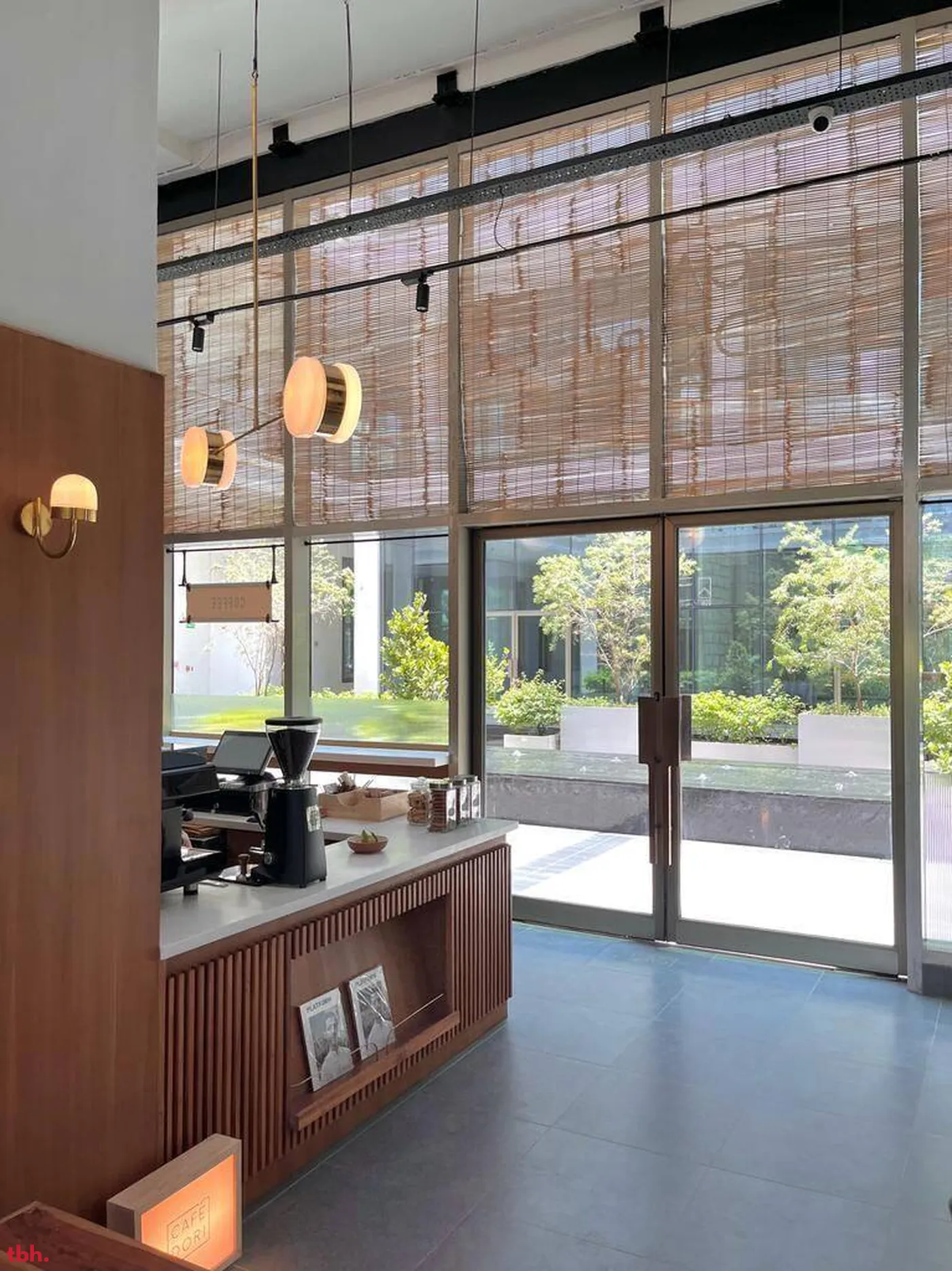 Cafe Dori Outlet Image