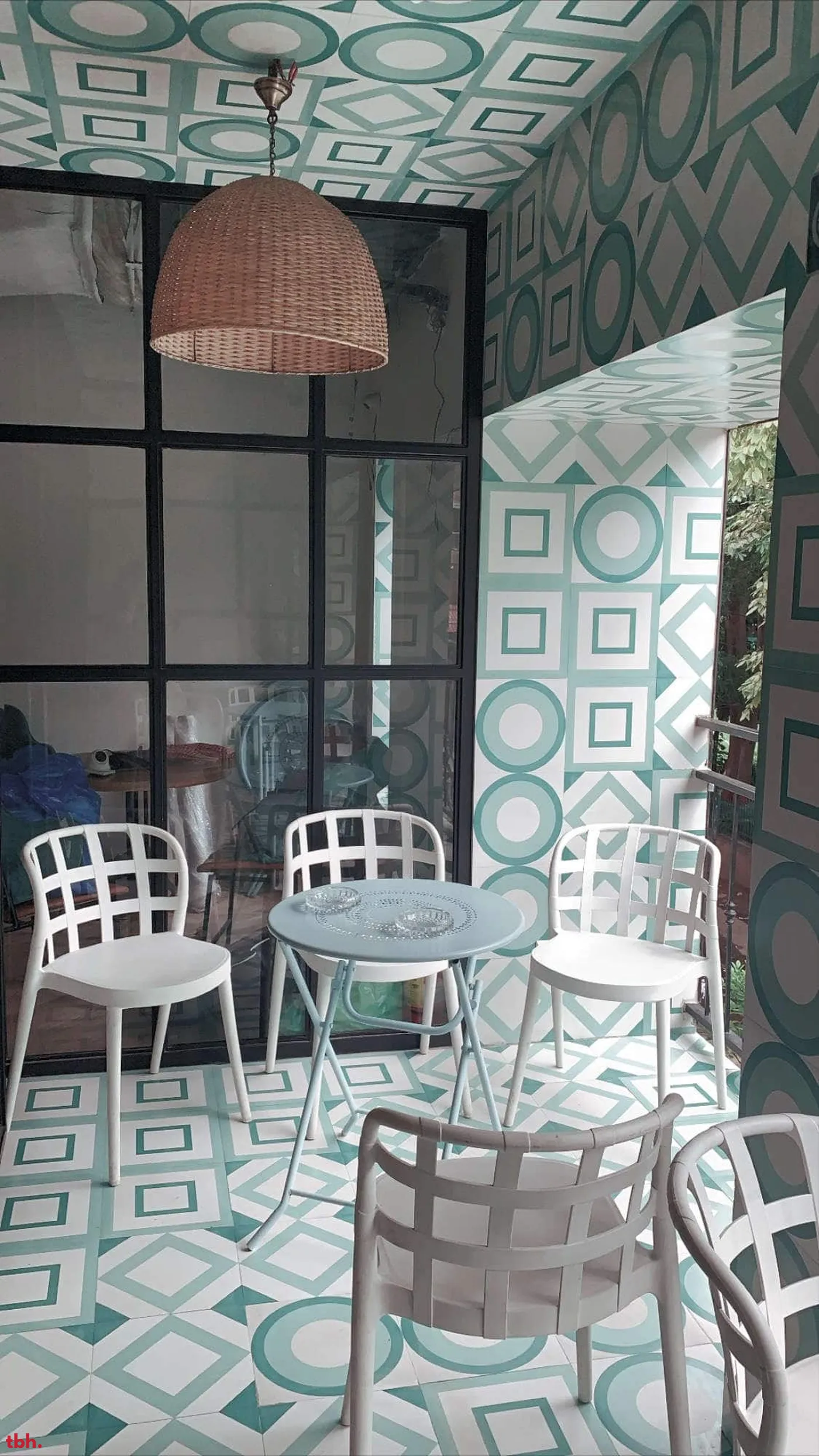 Greenr Cafe Outlet Image