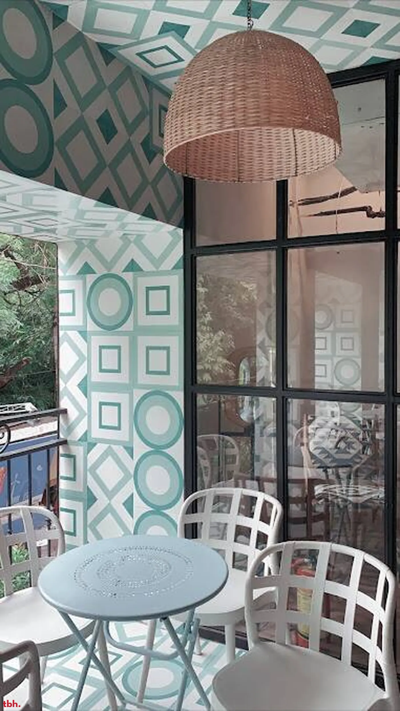 Greenr Cafe Outlet Image