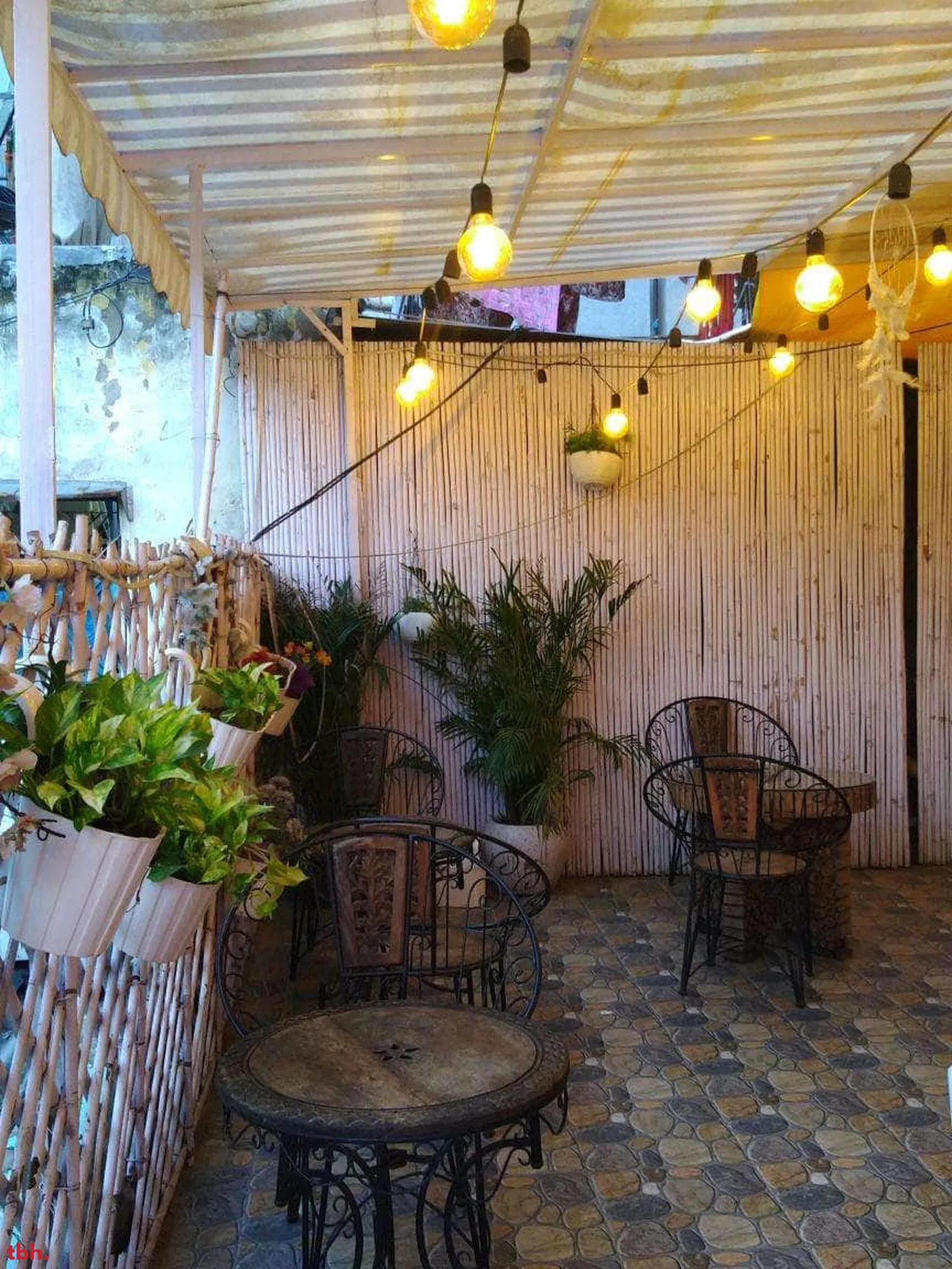 Cafe Coffee Nights Outlet Image