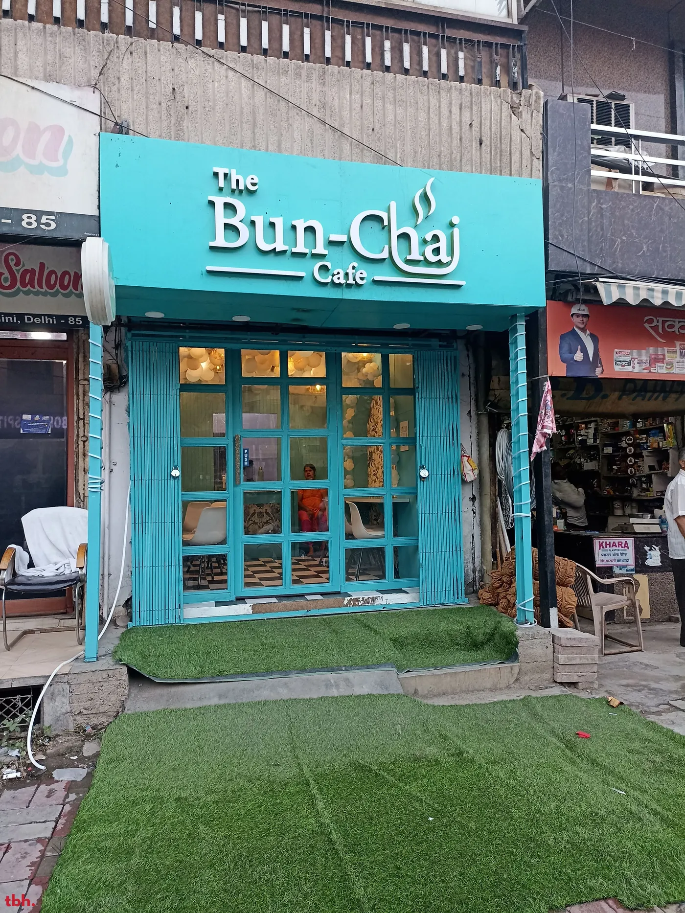 The Bun Chai Cafe outlet image