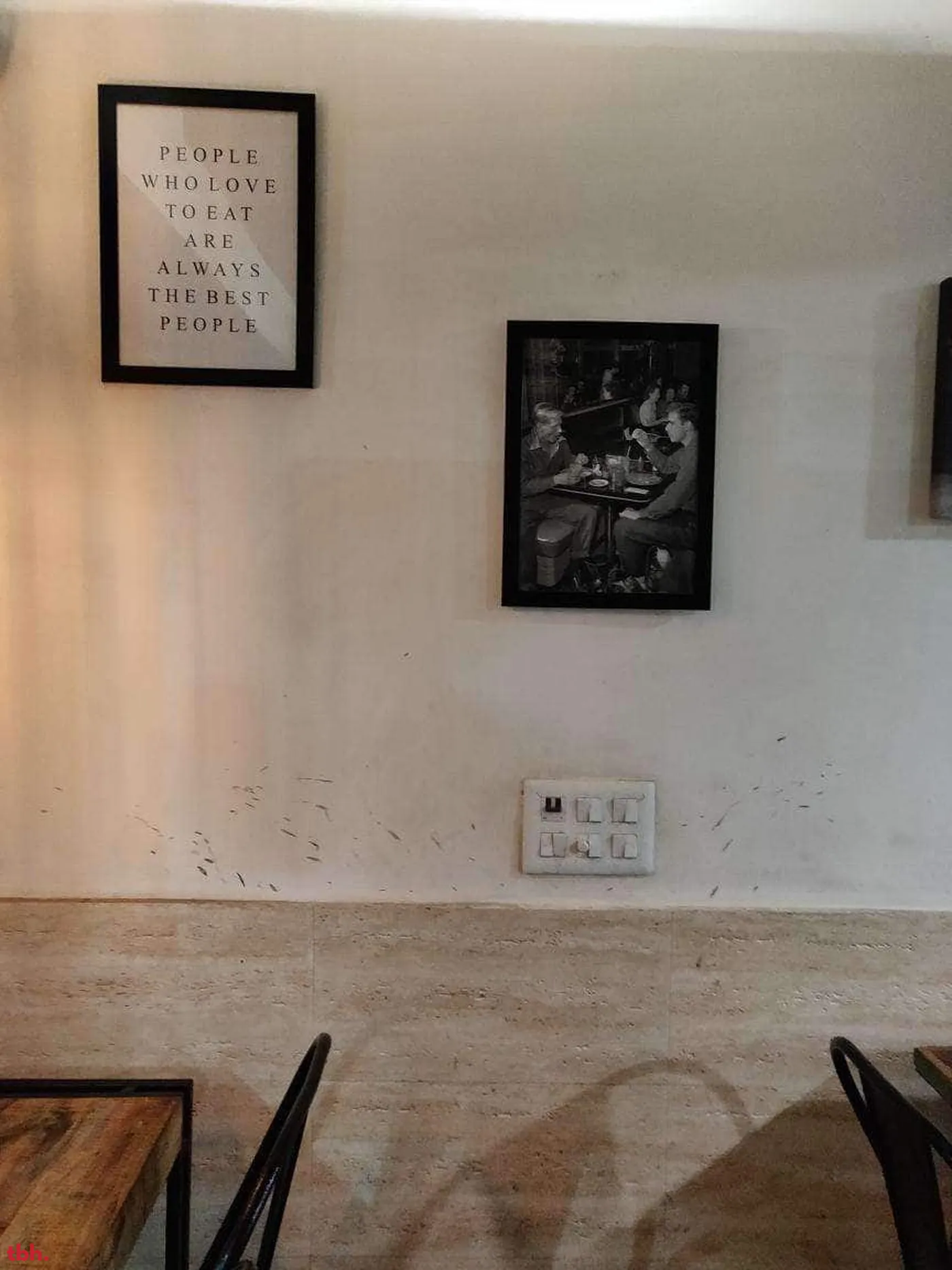 The Golden Buns Outlet Image