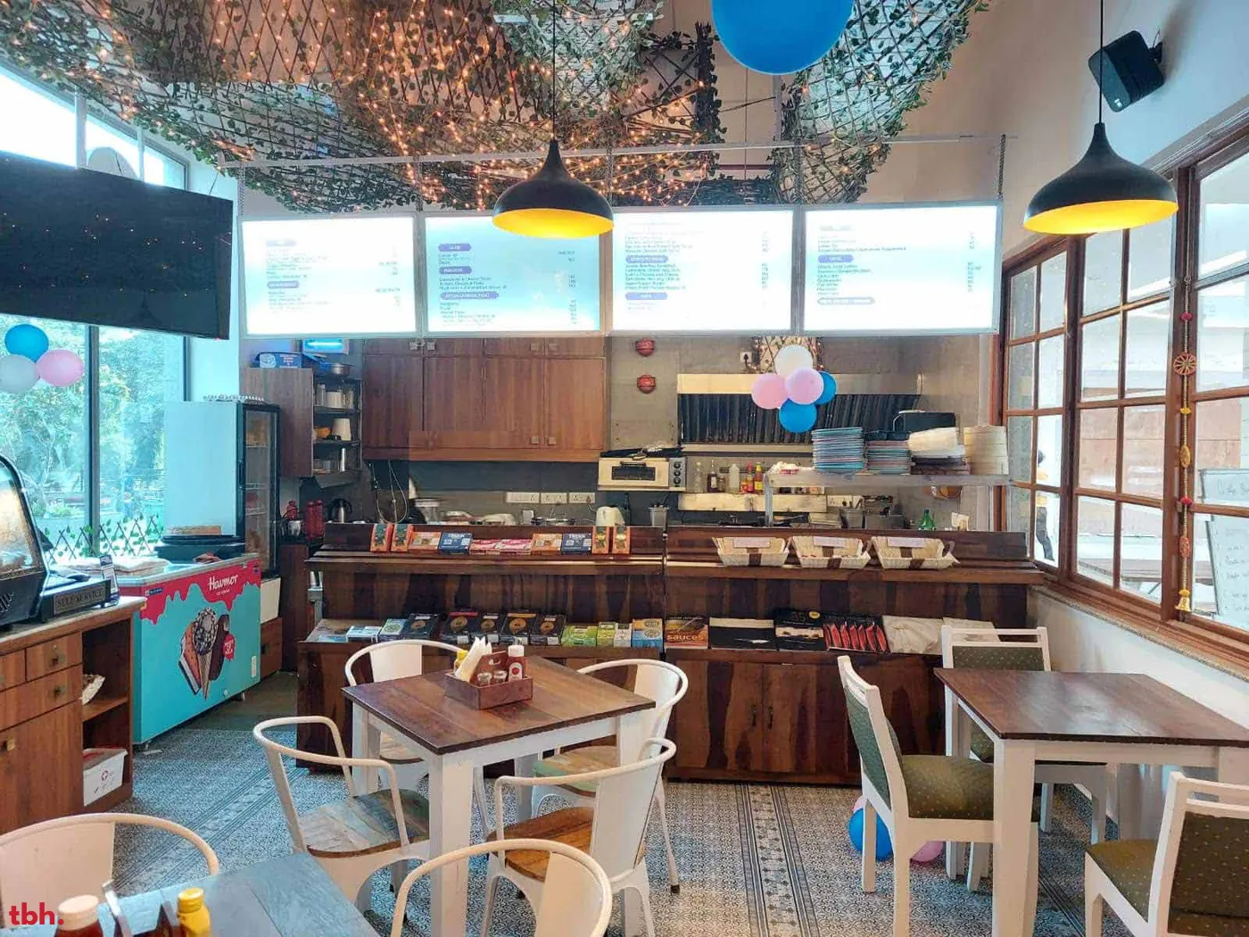 Xpressions Caffe Outlet Image