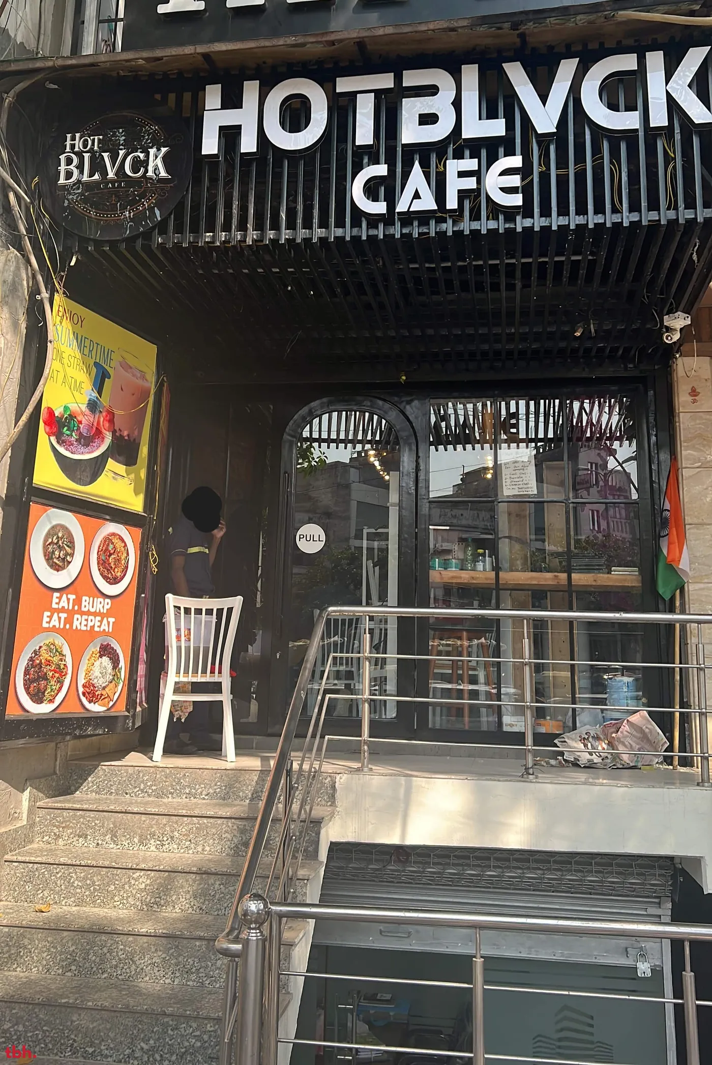 Hot Black Cafe outlet image