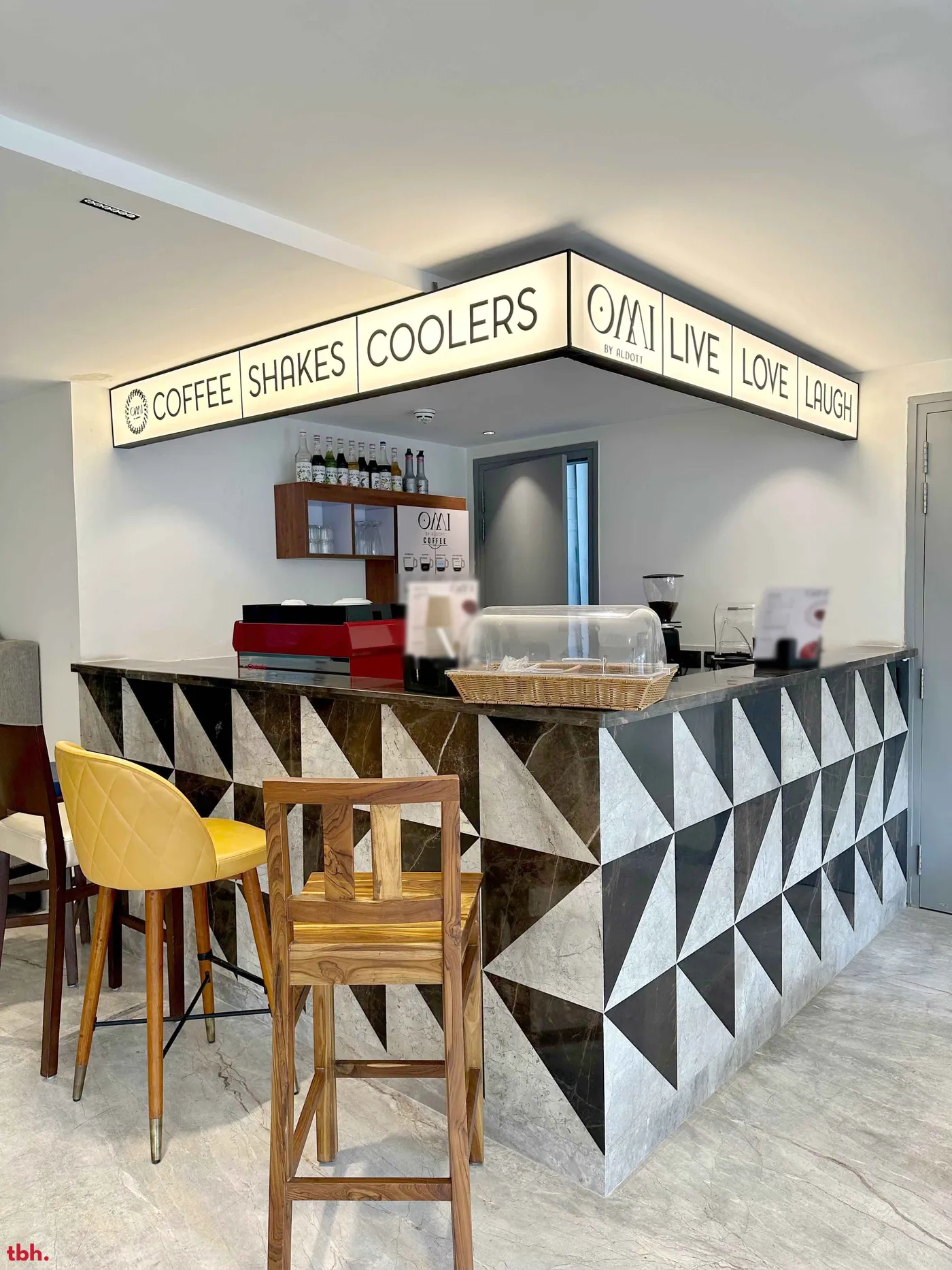 Cafe OMI Outlet Image