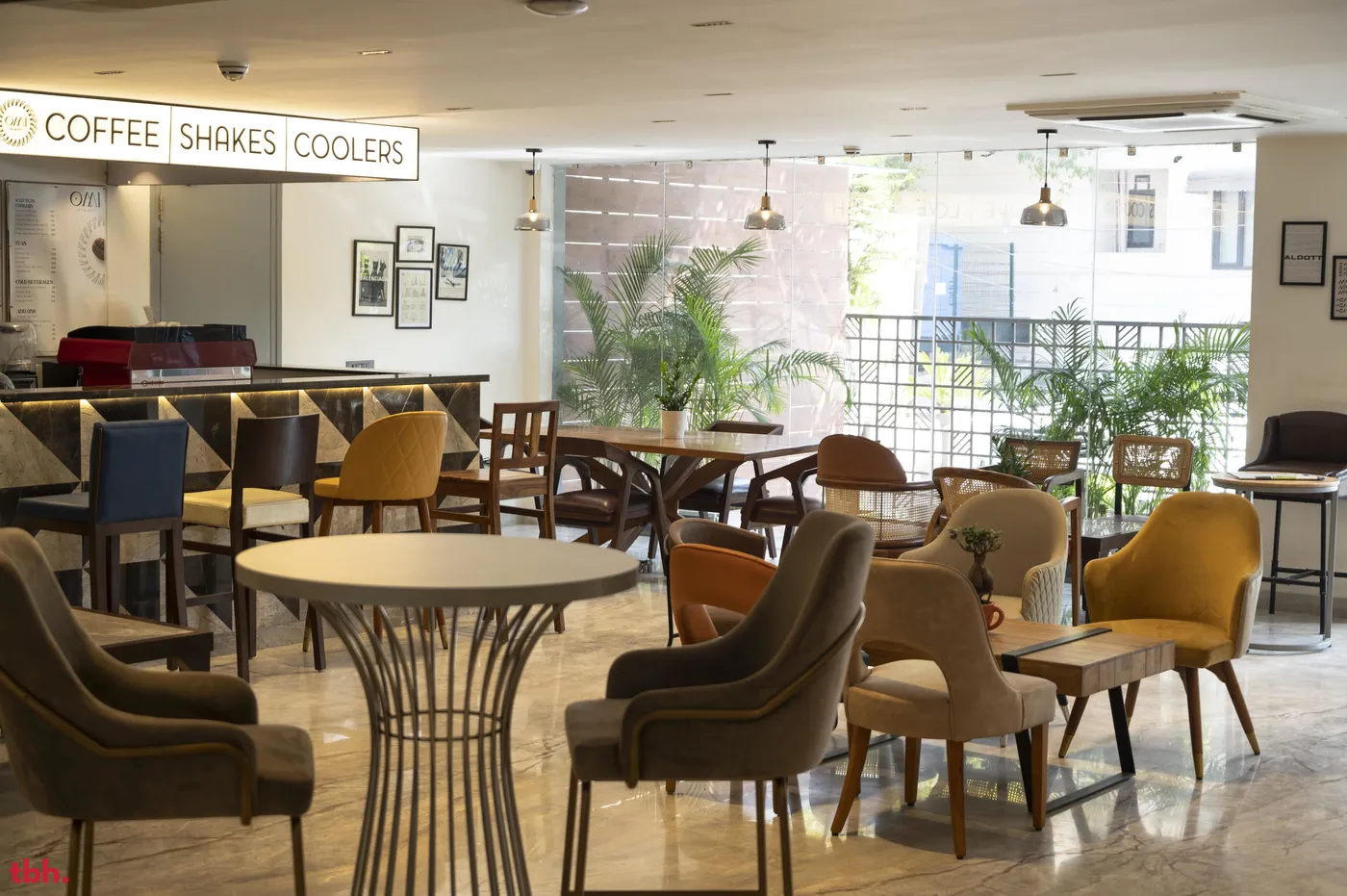 Cafe OMI Outlet Image