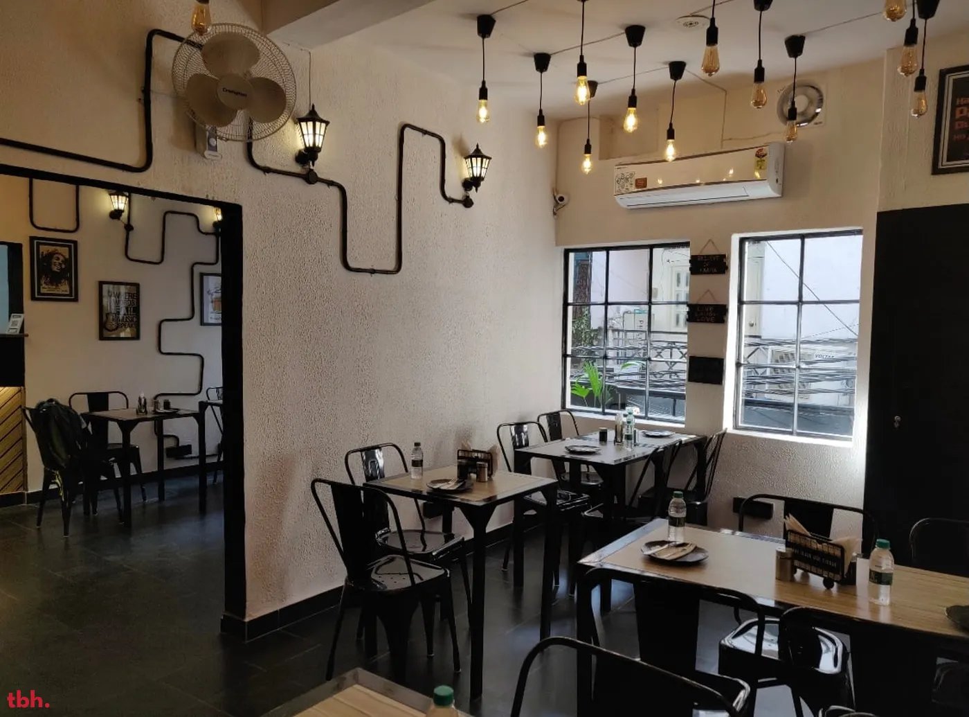 Cafe43 outlet image