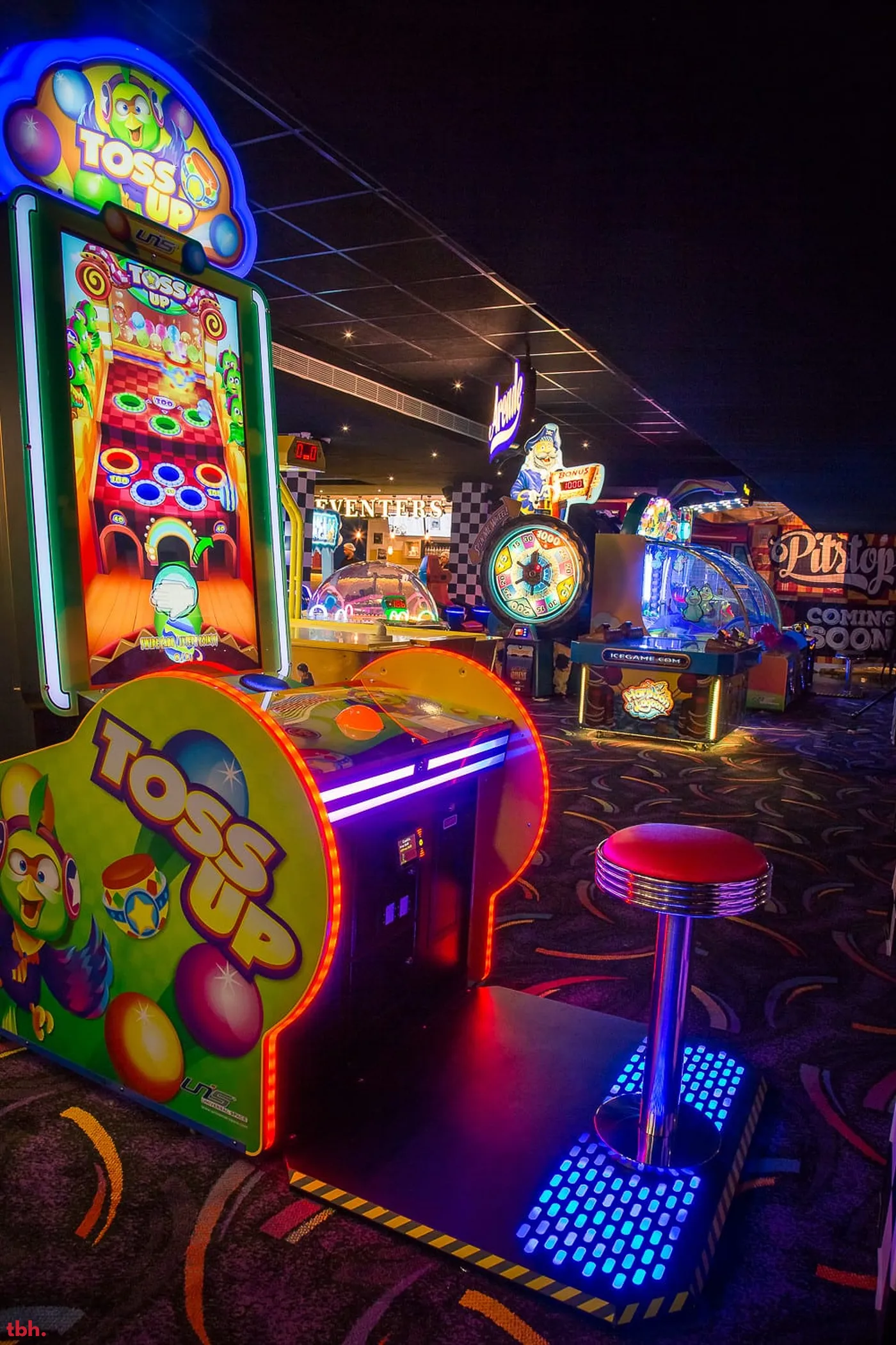 Glued Reloaded Outlet Image