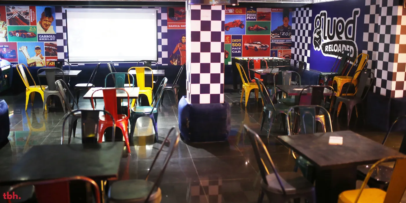 Glued Reloaded Outlet Image