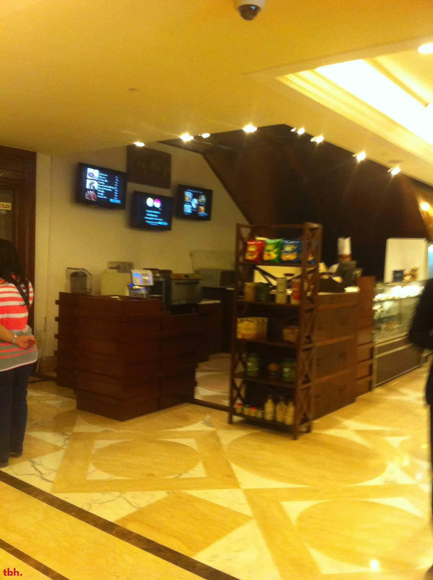 On The Go Outlet Image