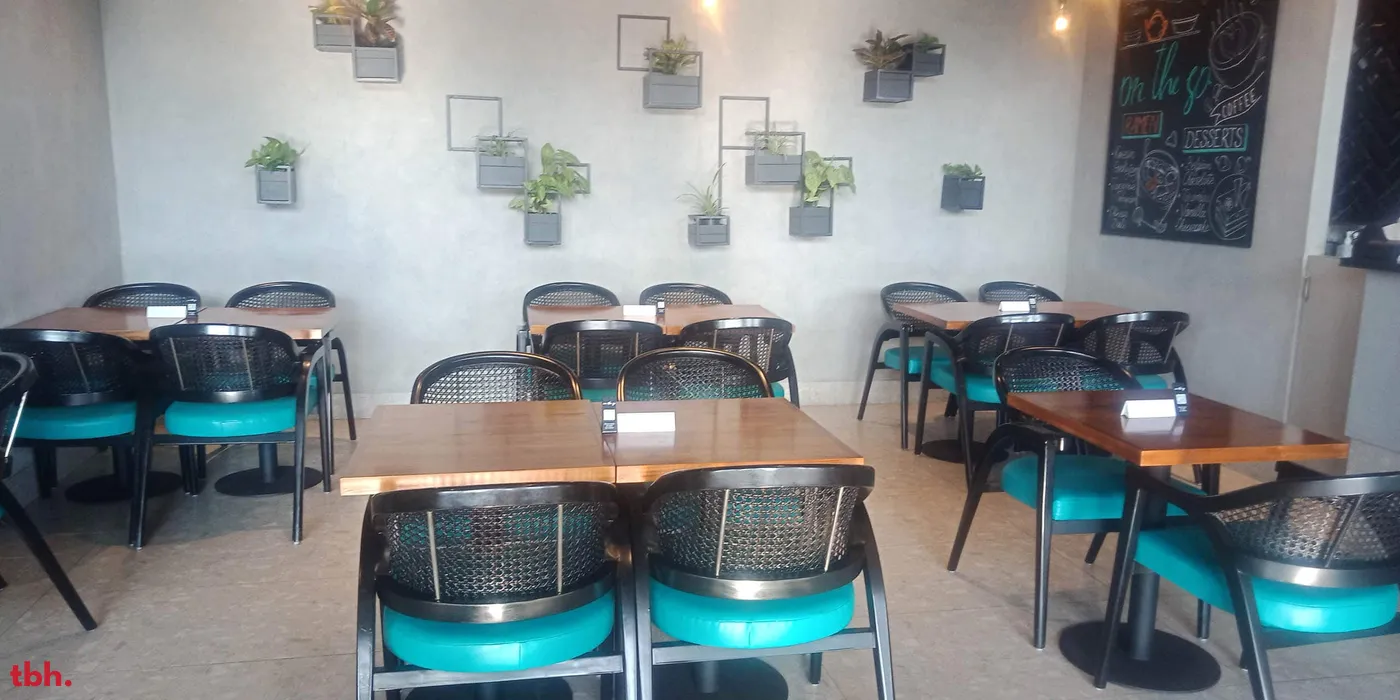 On The Go Outlet Image