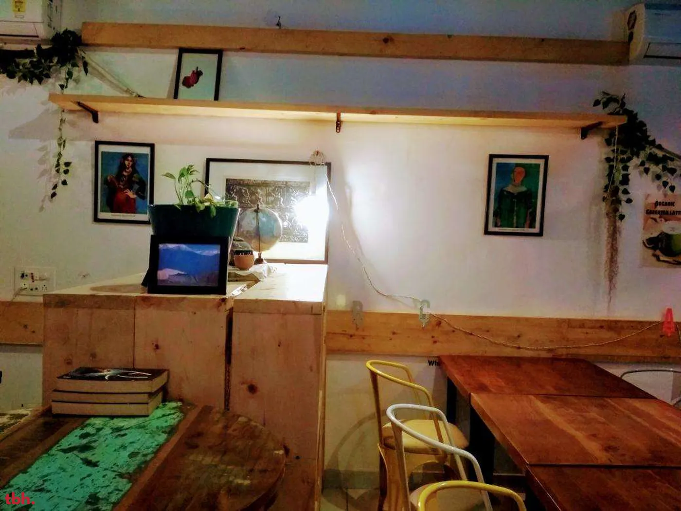 The Layer Cafe & Bistro Outlet Image