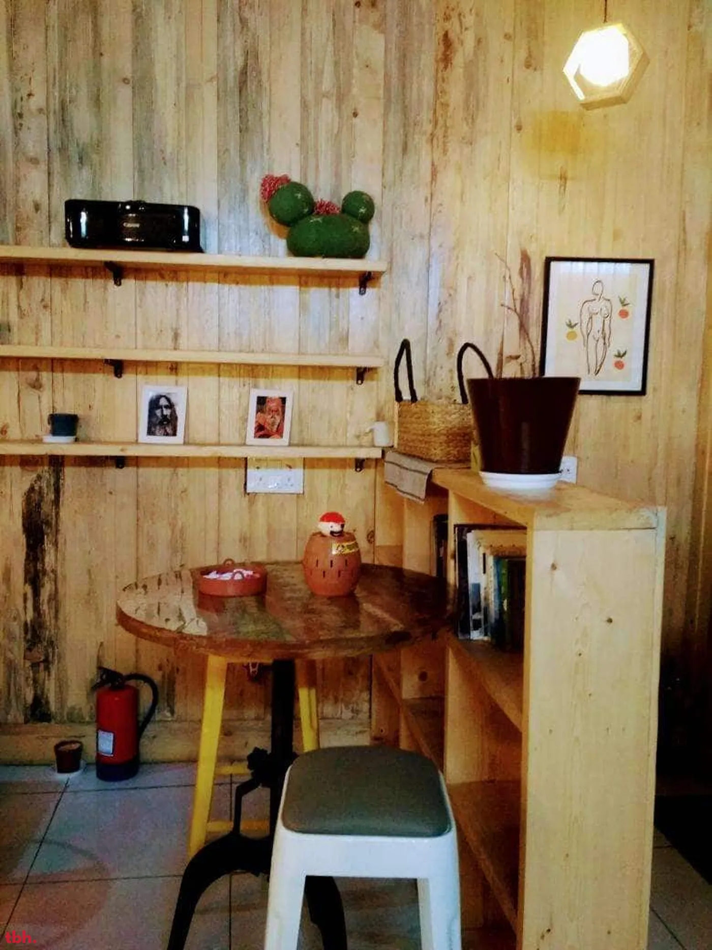 The Layer Cafe & Bistro Outlet Image