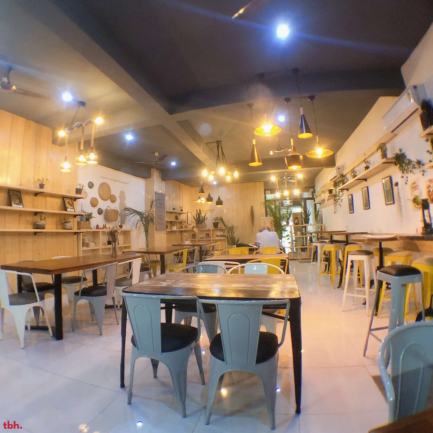 The Layer Cafe & Bistro Outlet Image