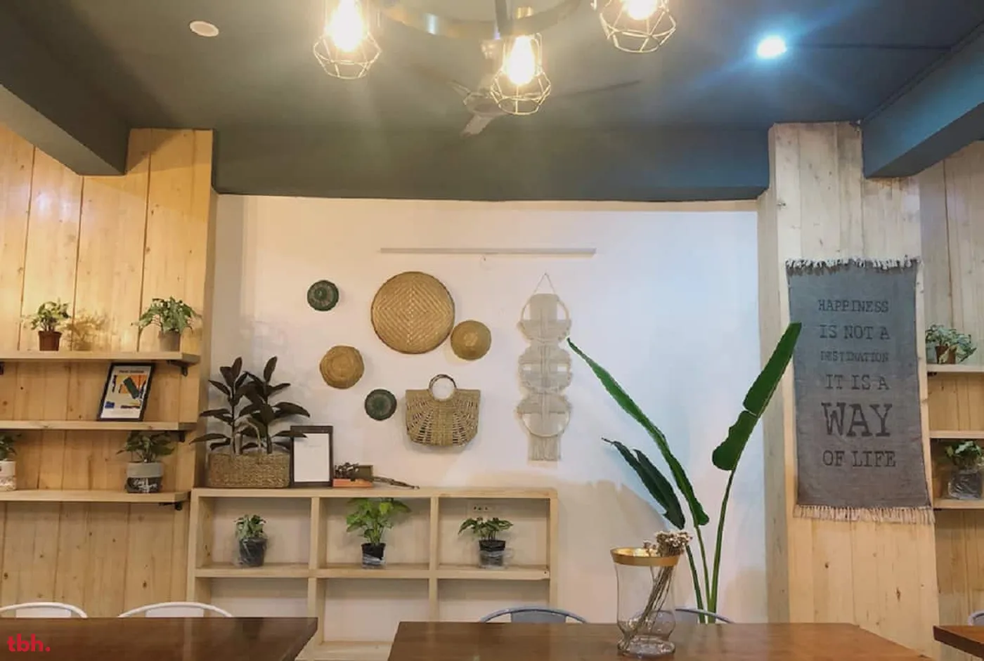 The Layer Cafe & Bistro Outlet Image