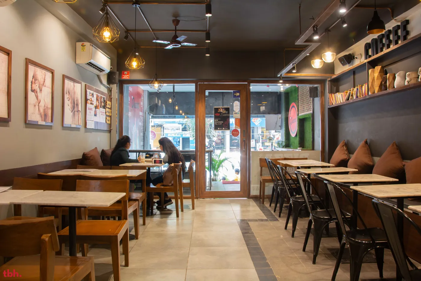 Cafe NYC Queens outlet image