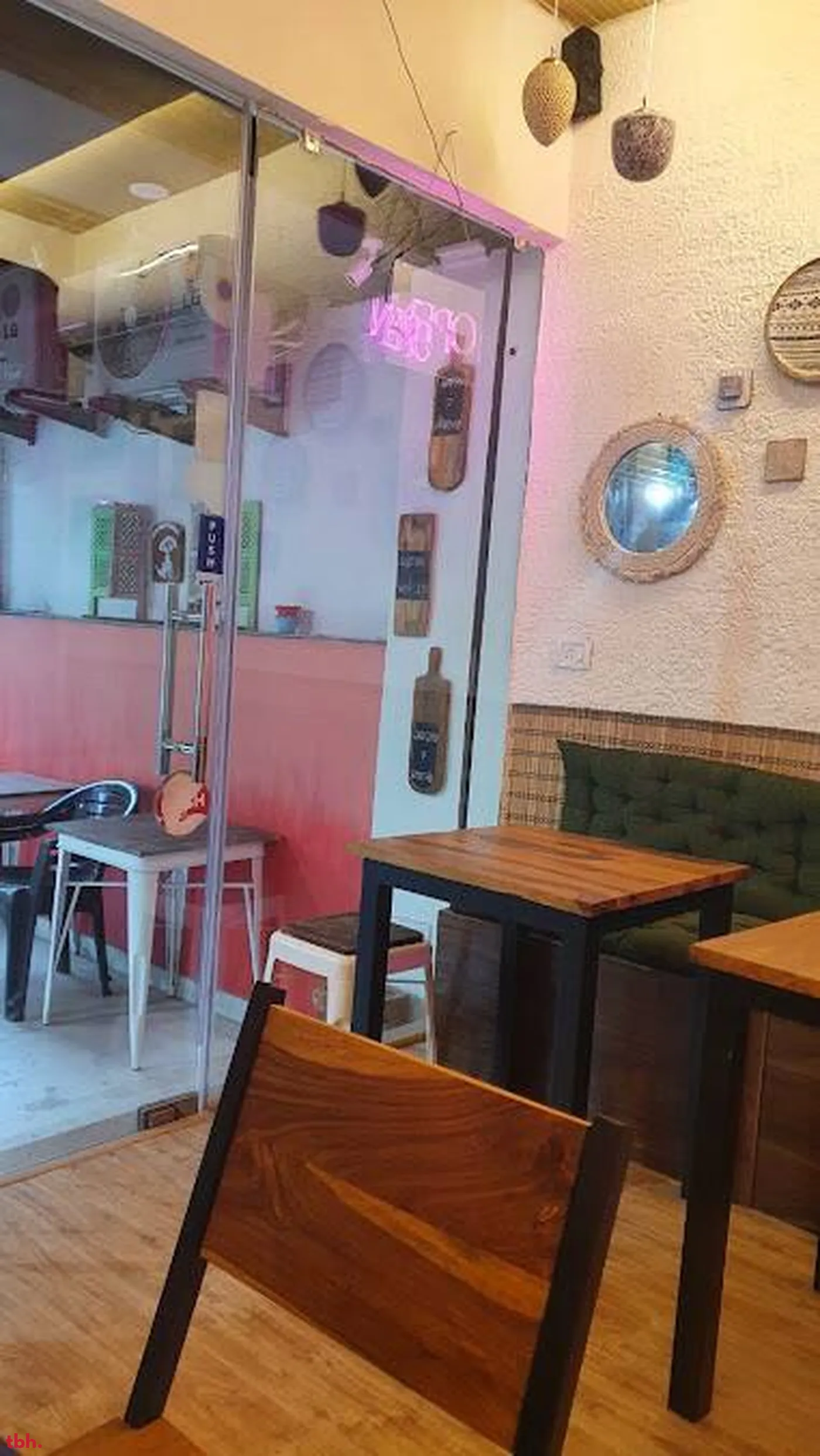 Pavlova Outlet Image