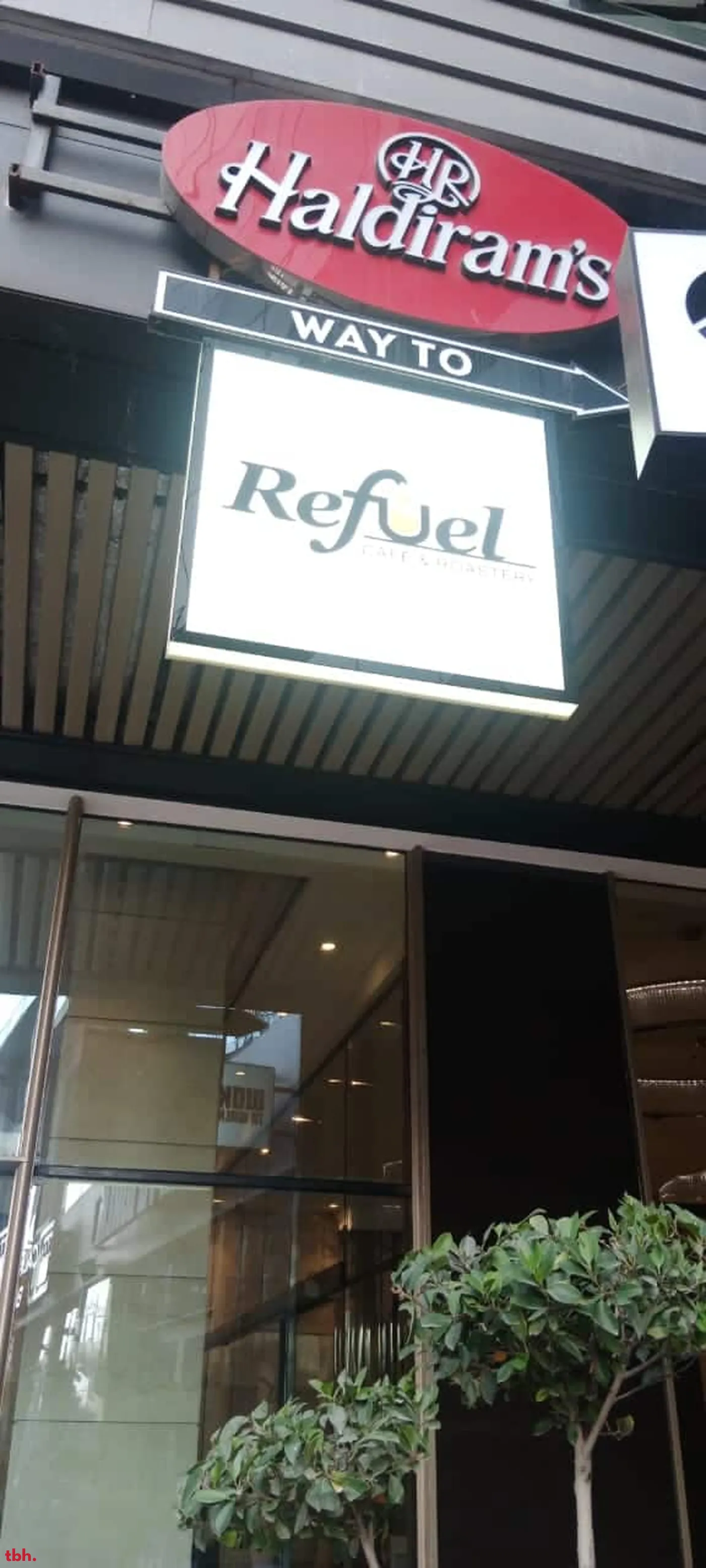 Refuel Cafe & Roastery outlet image