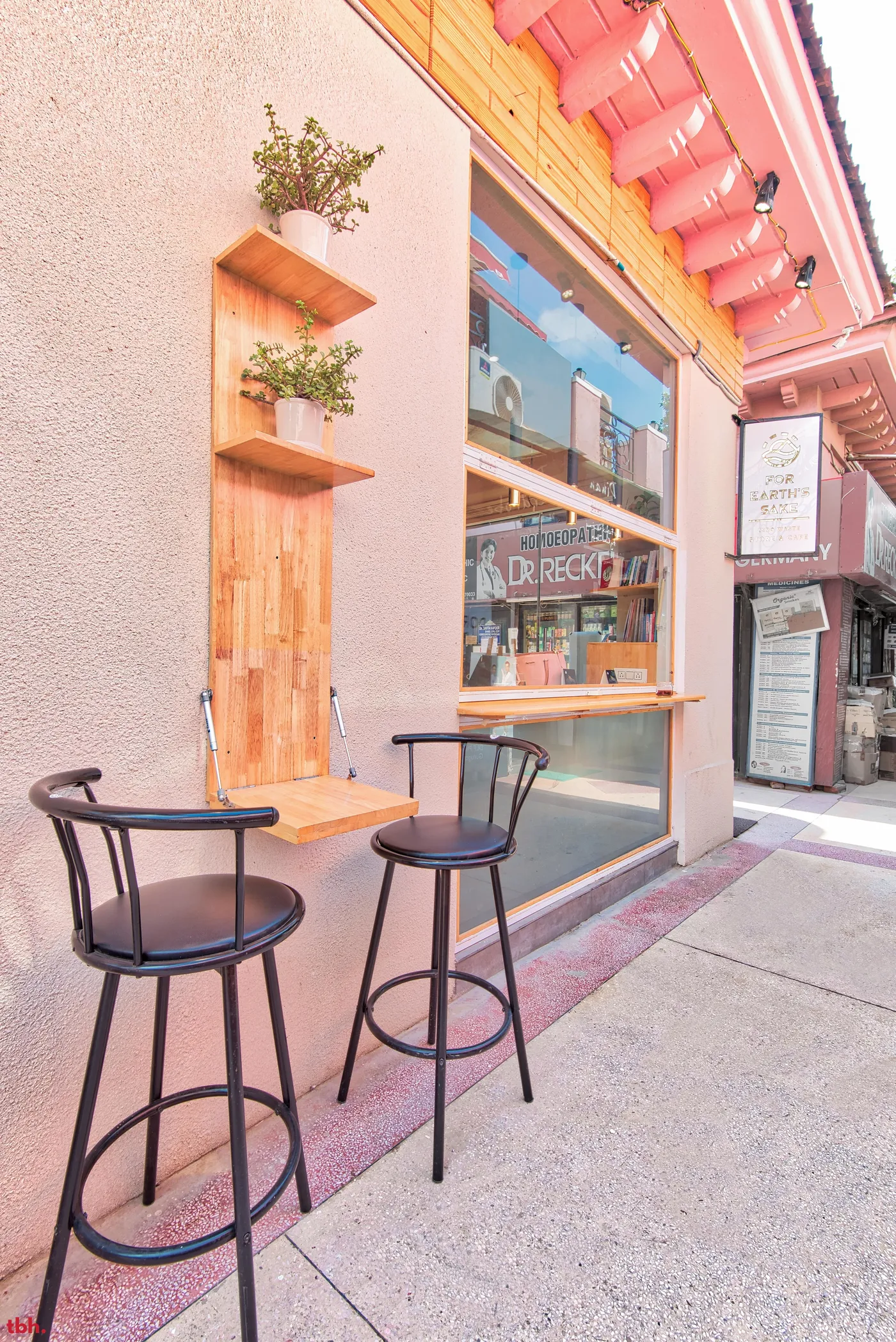 For Earth's Sake Outlet Image