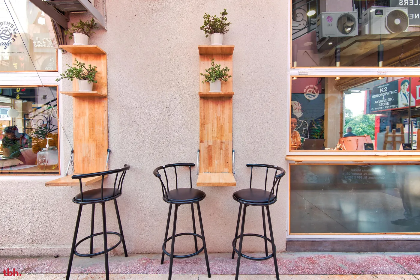 For Earth's Sake Outlet Image